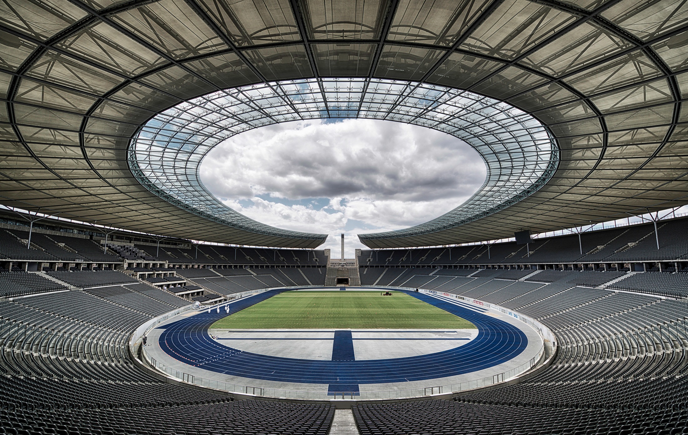 Image of Papermoon Fototapete »Photo-Art MASSIMO CUOMO, OLYMPIASTADION, BERLIN«, Vliestapete, hochwertiger Digitaldruck, inklusive Kleister bei Ackermann Versand Schweiz