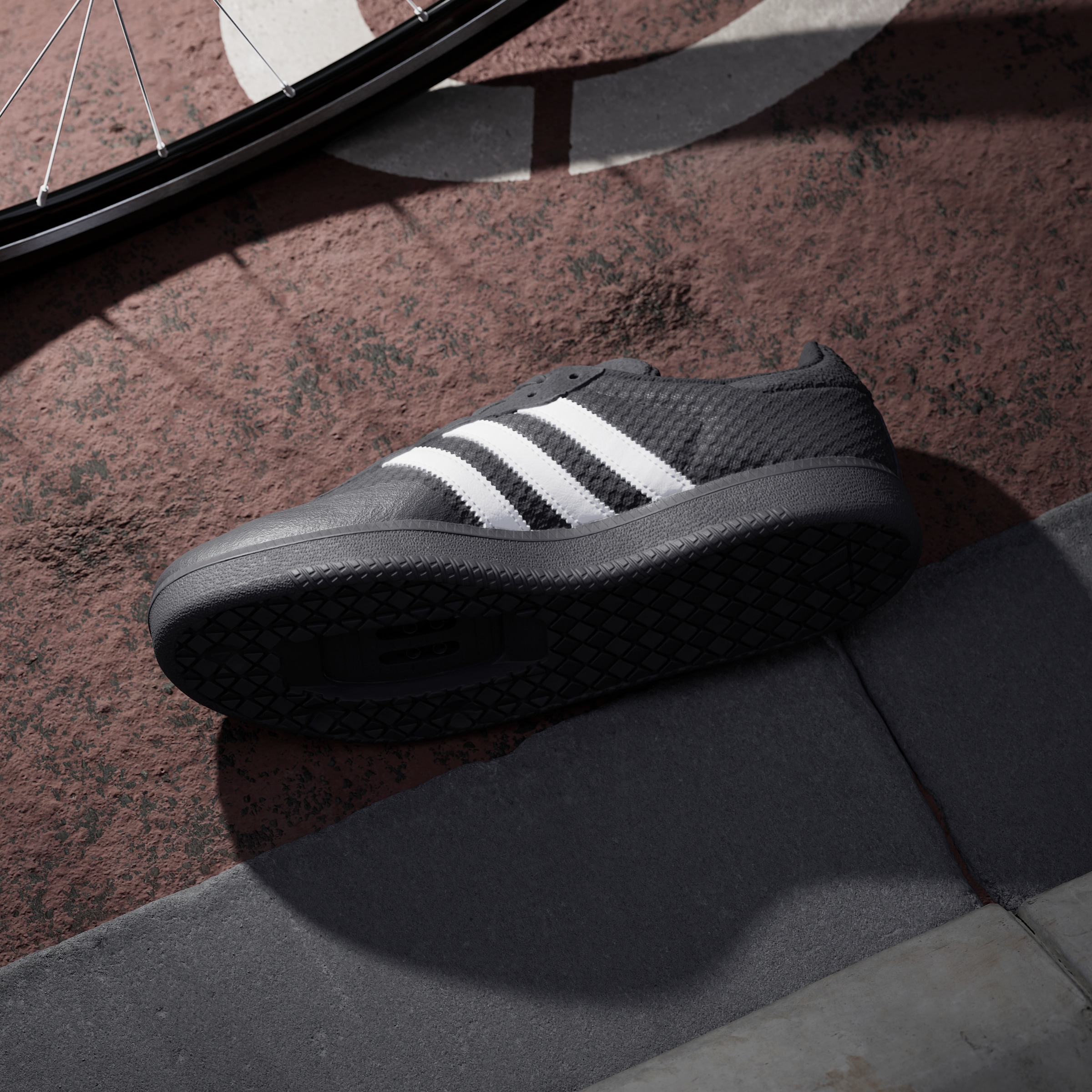 adidas Performance Fahrradschuh »VELOSAMBA COLD.RDY«, inspiriert vom Design des adidas samba