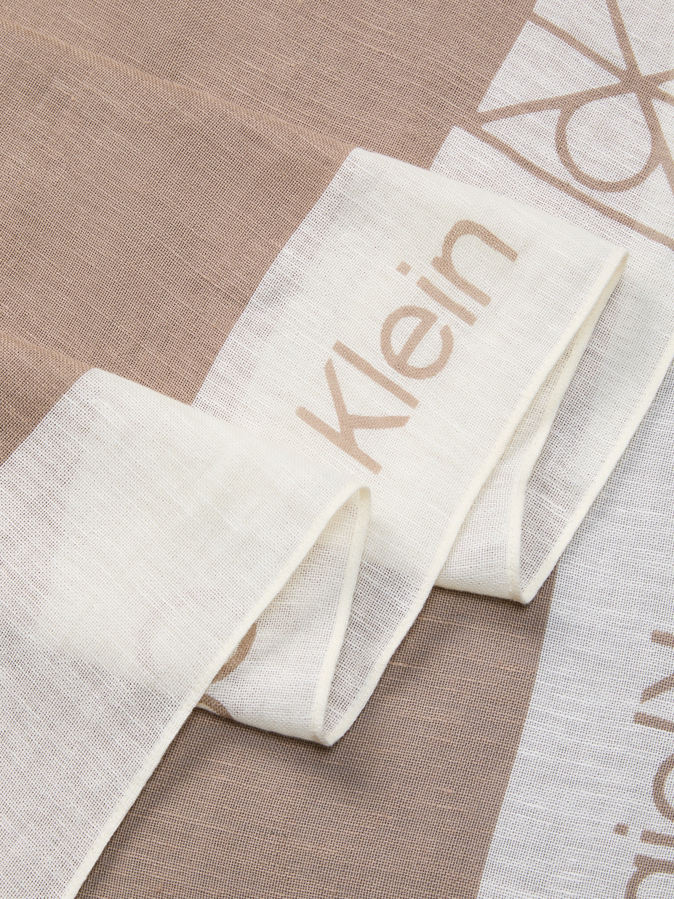 Calvin Klein Modetuch »LINEN BLEND EMBLEM PAREO SCARF« Mit Farbkontrasten