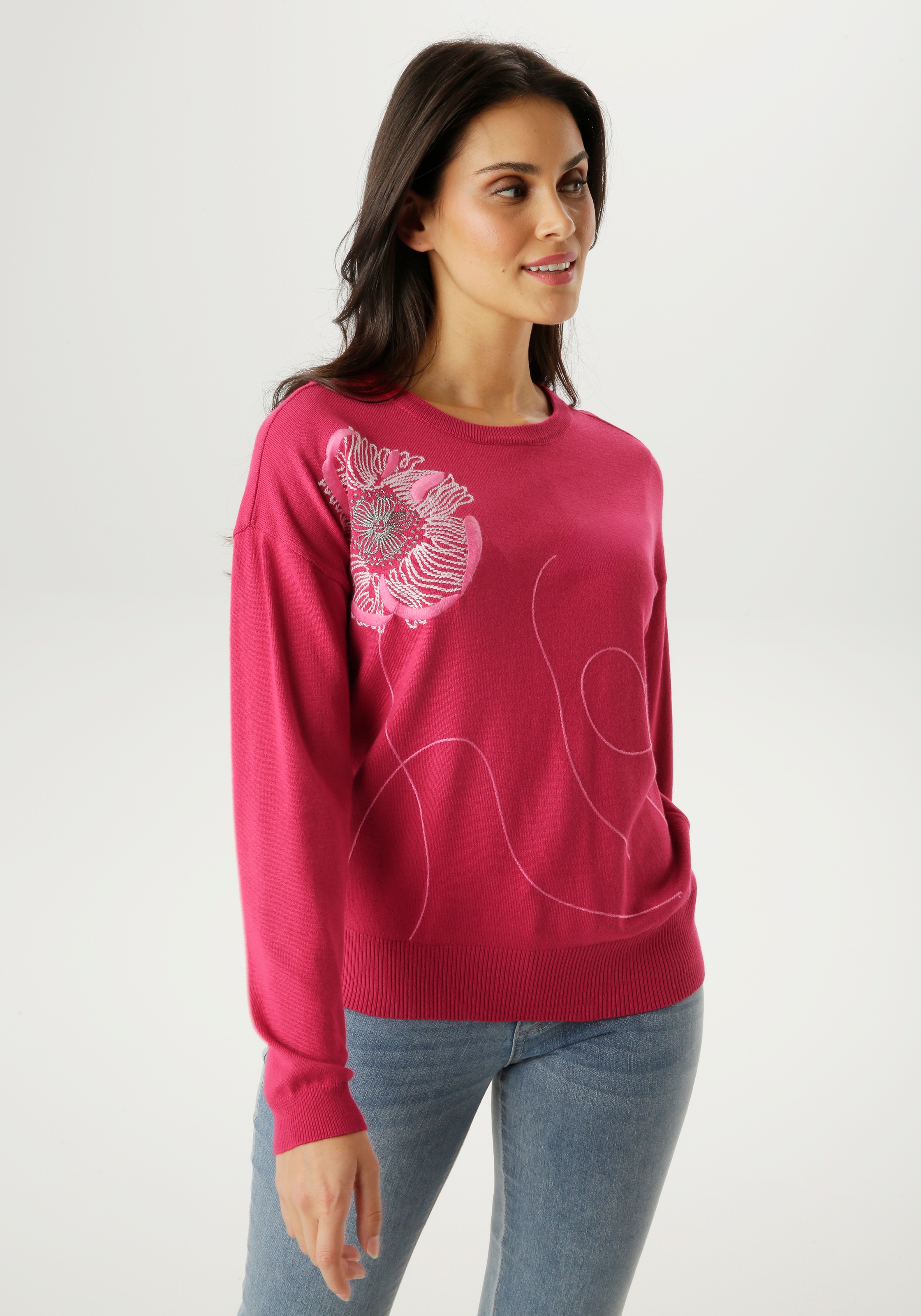 Image of Aniston SELECTED Strickpullover vorne mit aufwendiger Stickerei verziert - NEUE KOLLEKTION