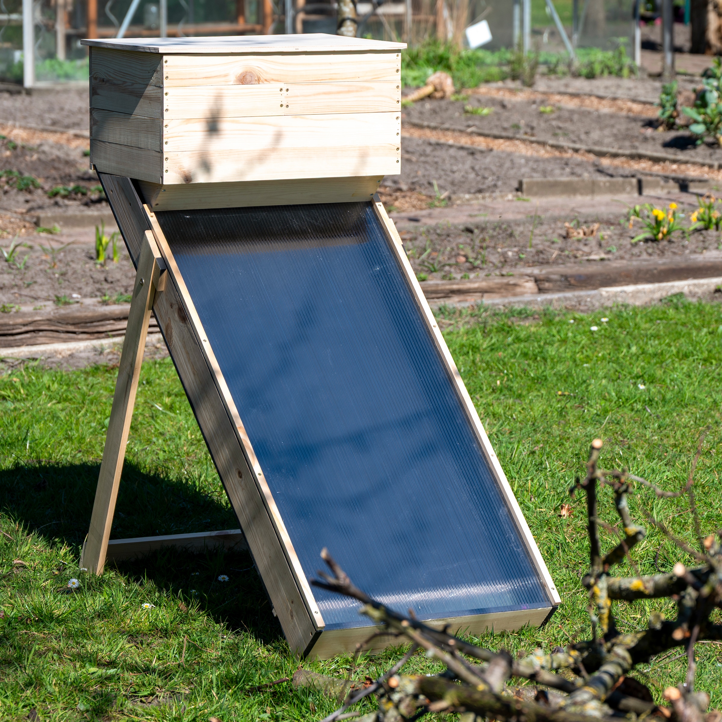 dobar Dörrautomat »Solar-Trockner aus Holz« zum Trocknen von Kräutern, Obst und Gemüse