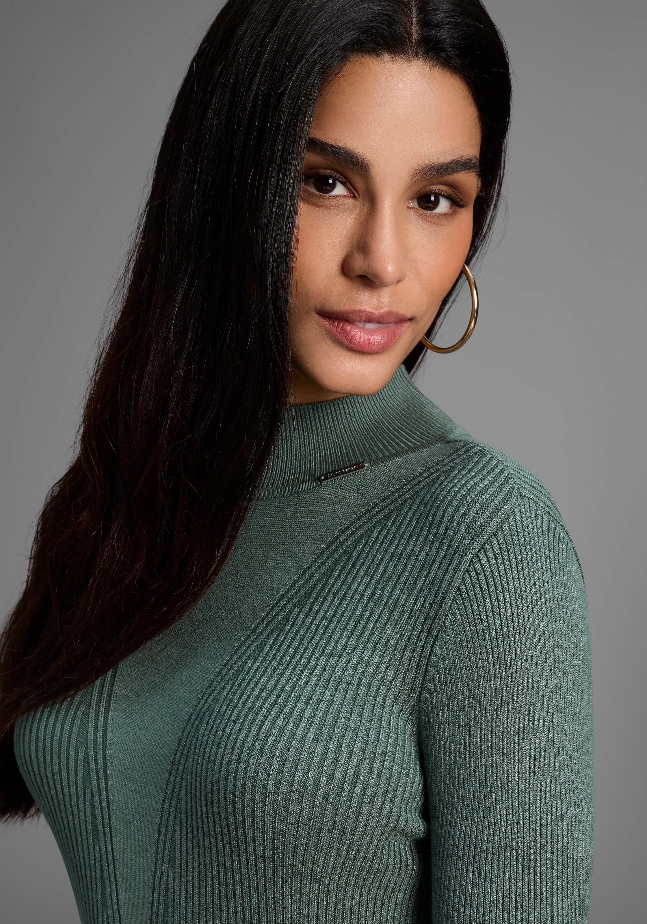 Bruno Banani Strickkleid in Rippstrick