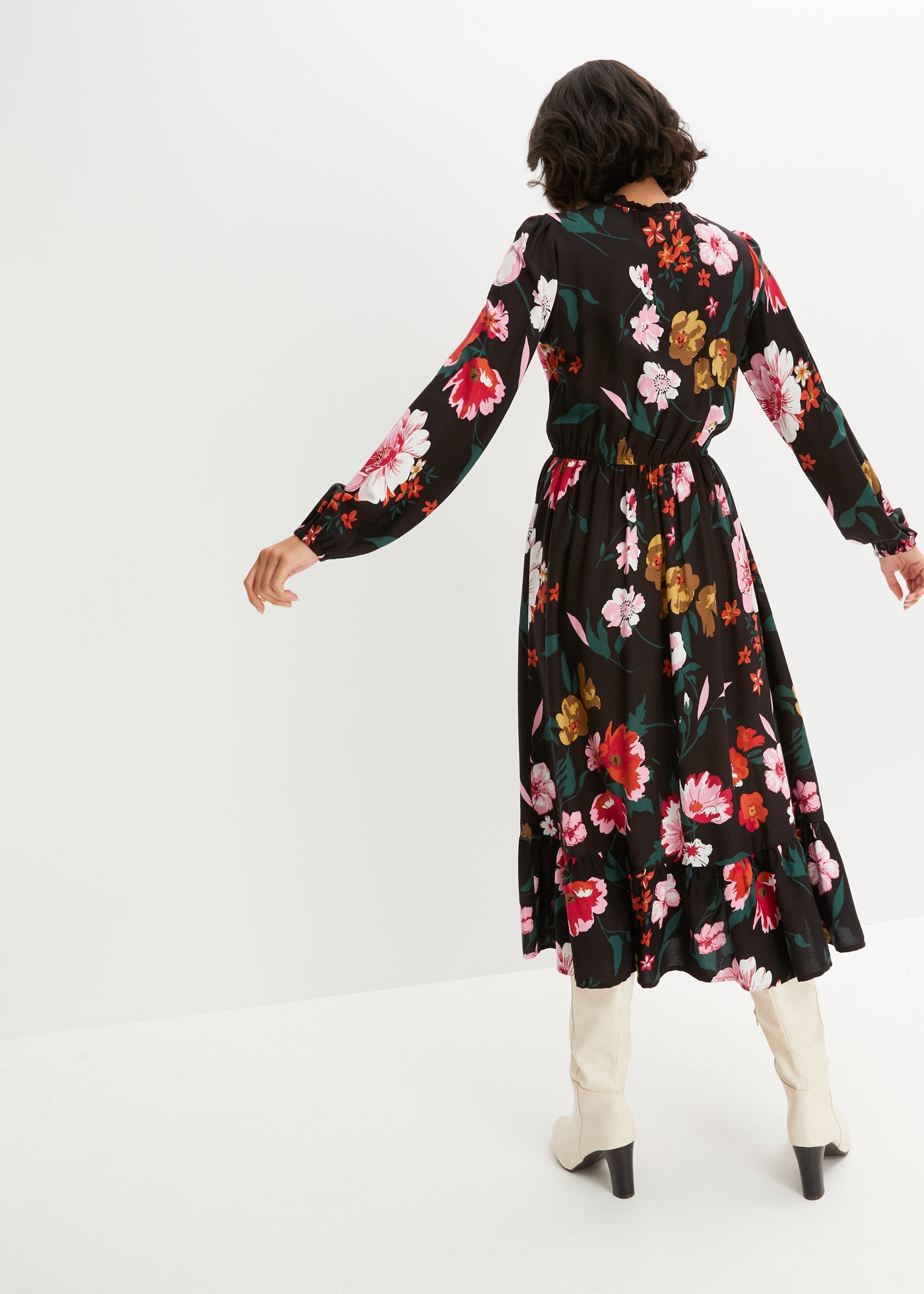 bonprix Midikleid »Midikleid aus fliessender Viskose« Midikleid aus fliessender Viskose