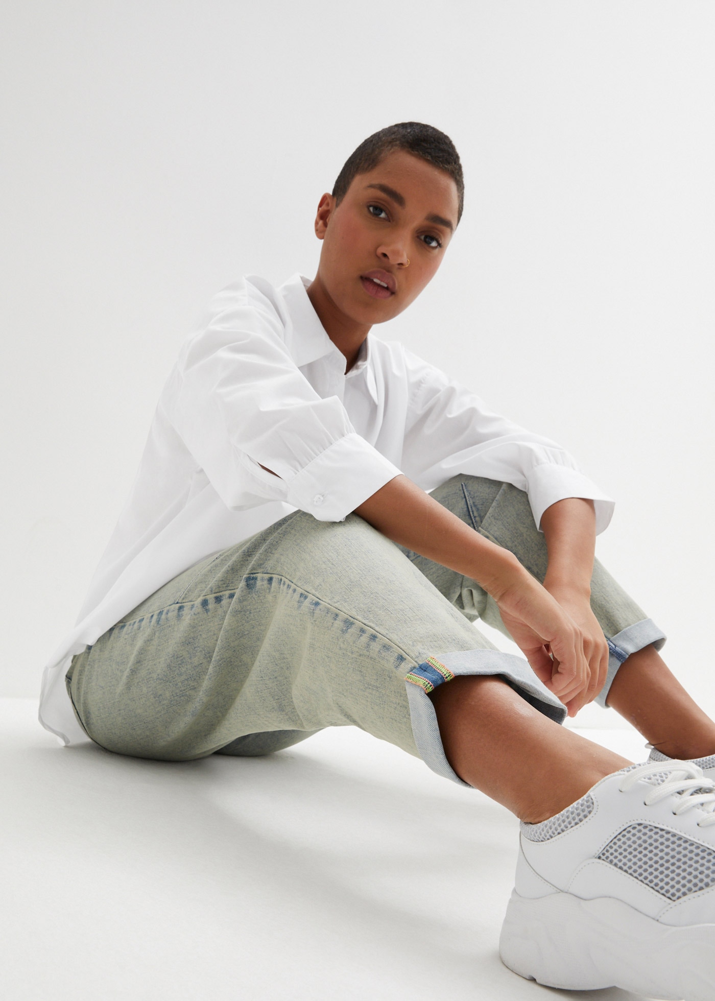 bonprix Jeans boyfriend weites Bein, Loose Fit, mit bequemem Gummi am hinteren Bund