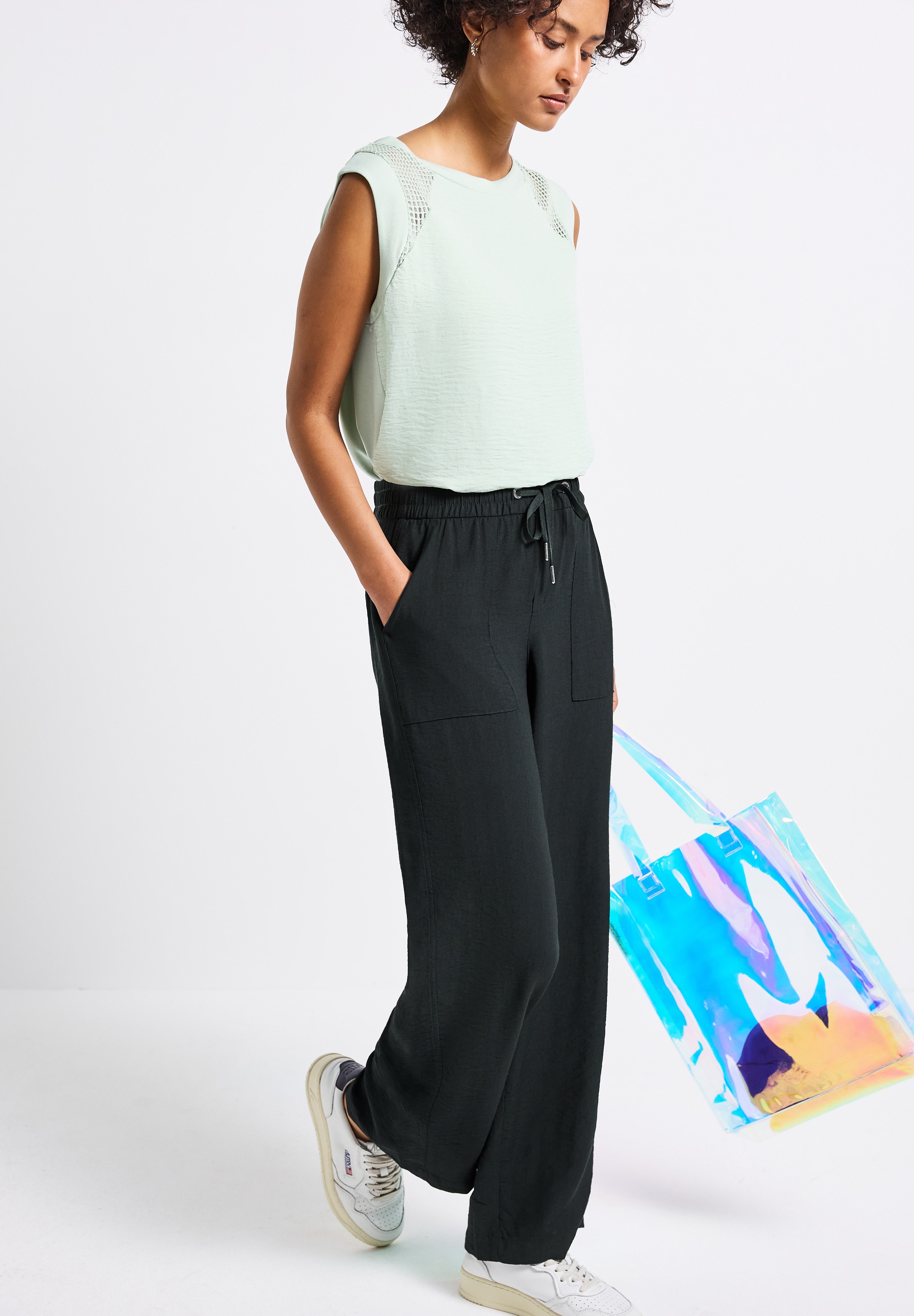 STREET ONE Stoffhose, weites Bein, mit Kordelzug und elastischem Bund