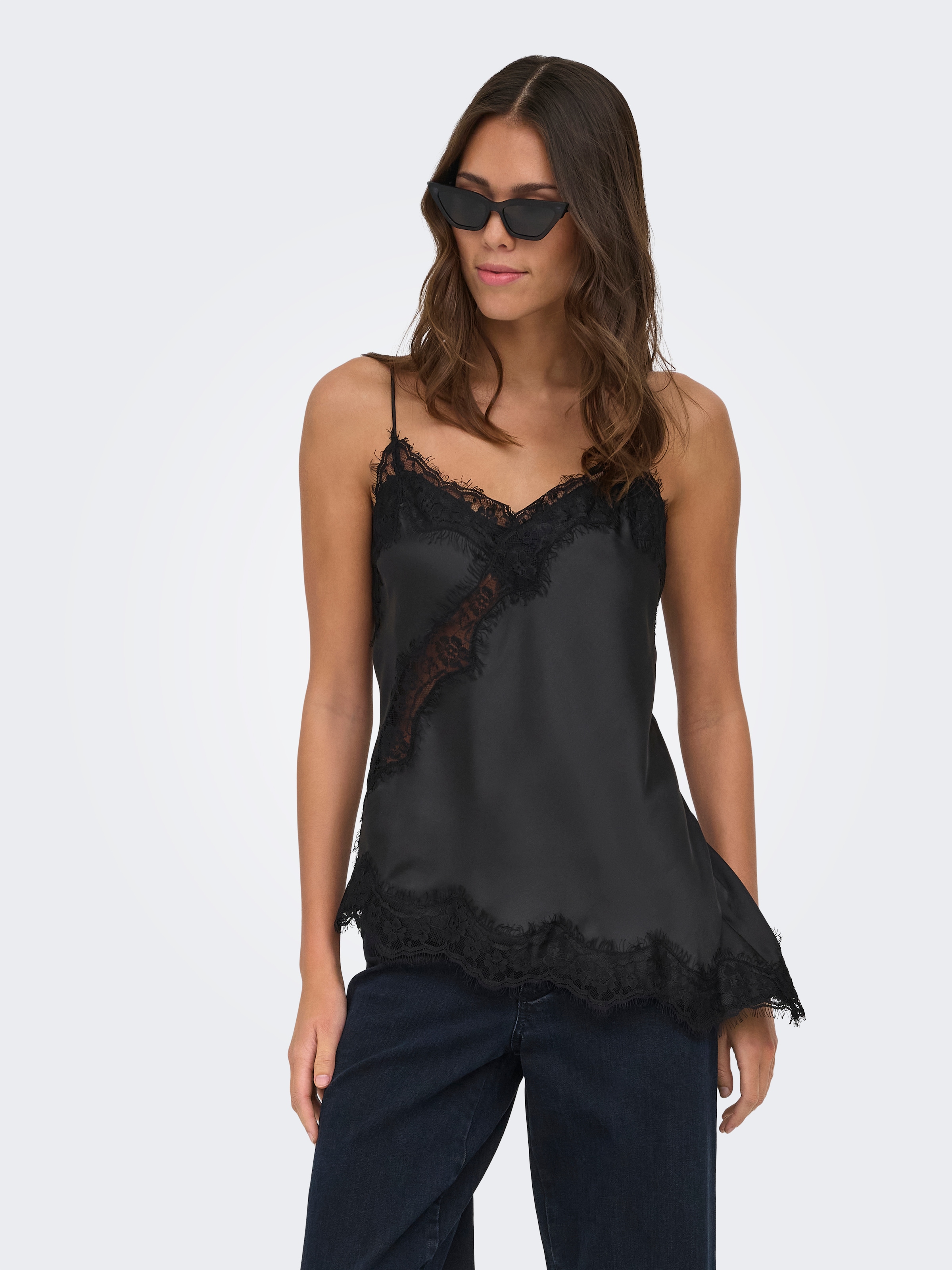 Image of JDY Trägertop "JDYFIFI S/L ASYM LACE SINGLET WVN NOOS" Polyester, regular fit