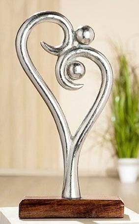 Image of GILDE Dekoobjekt »Skulptur Figura - Innigkeit, silberfarben«, (1 St.), Höhe 30 cm, aus Metall, Sockel aus Holz, Herz Form, Wohnzimmer bei Ackermann Versand Schweiz