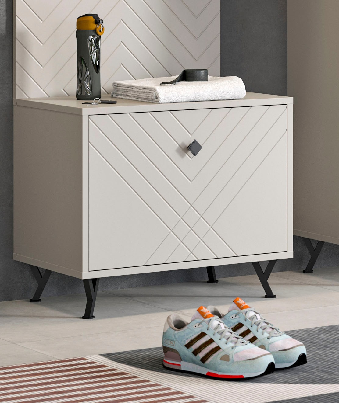 INOSIGN Sitzbank »Mento, Breite 57 cm, 1 Klappe, 1 Fach, Metall Knopfgriff & Y-Füsse«, Klappe mit Ornamentfräsung, Truhe, Flurbank, Garderobe, Flur, Diele