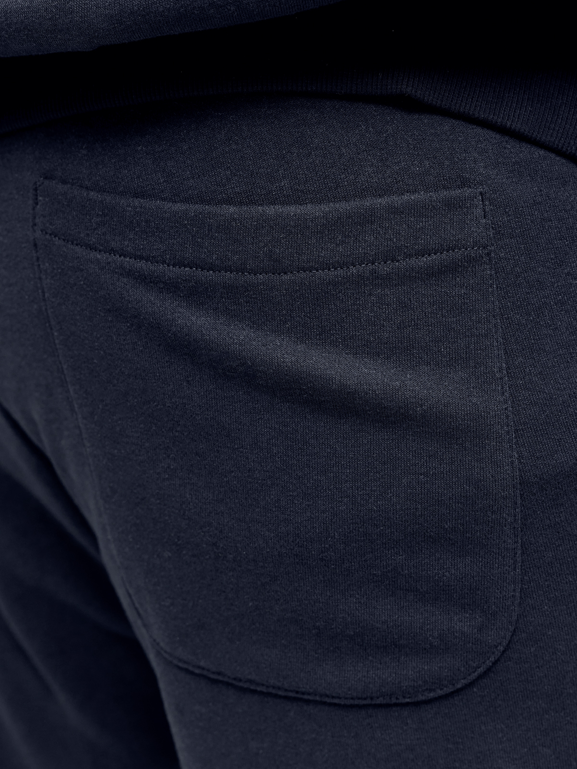Jack & Jones PlusSize Sweatshorts »JPSTGORDON BRADLEY SWEAT SHORTS MI PLS«  mélange de matériaux, coupe normale