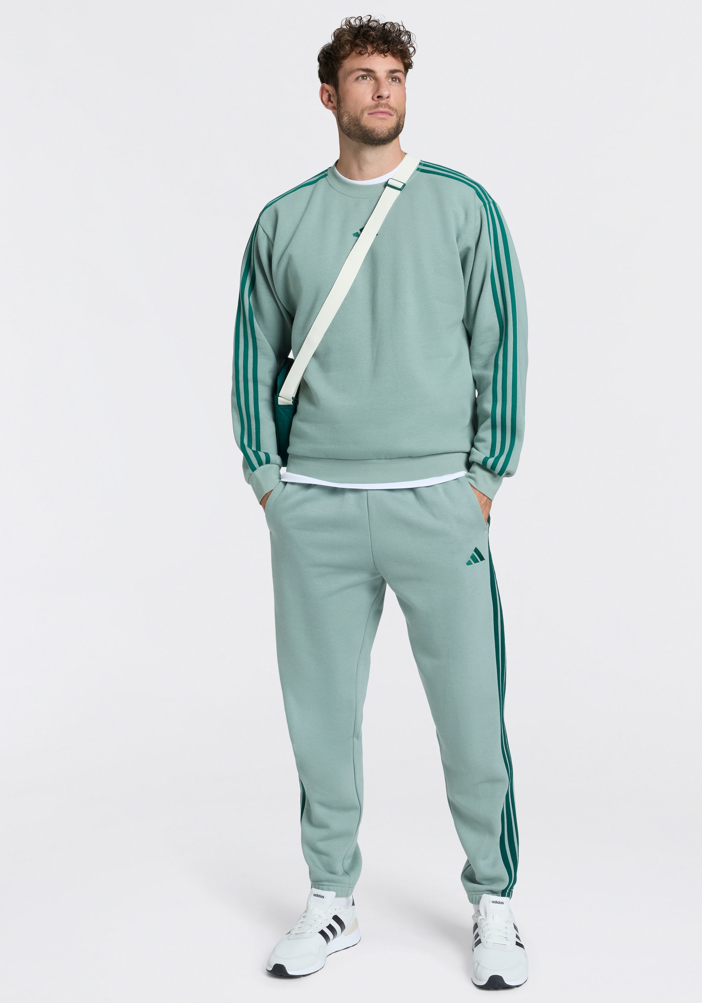 adidas Sportswear Sneakers »RUN 60S 4.0«  inspiriert vom Design der adidas ZX Modelle