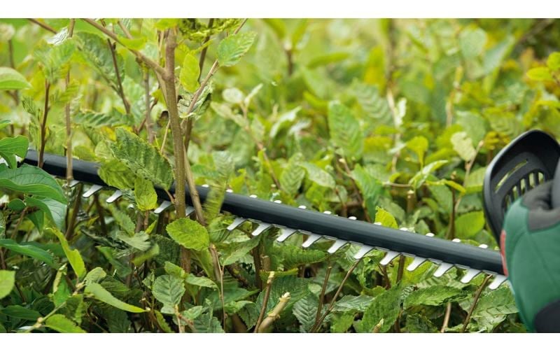 BOSCH Akku-Heckenschere »UniversalHedgeCut18-50« ()  50 cm Schnittlänge, ohne Akku und Ladegerät