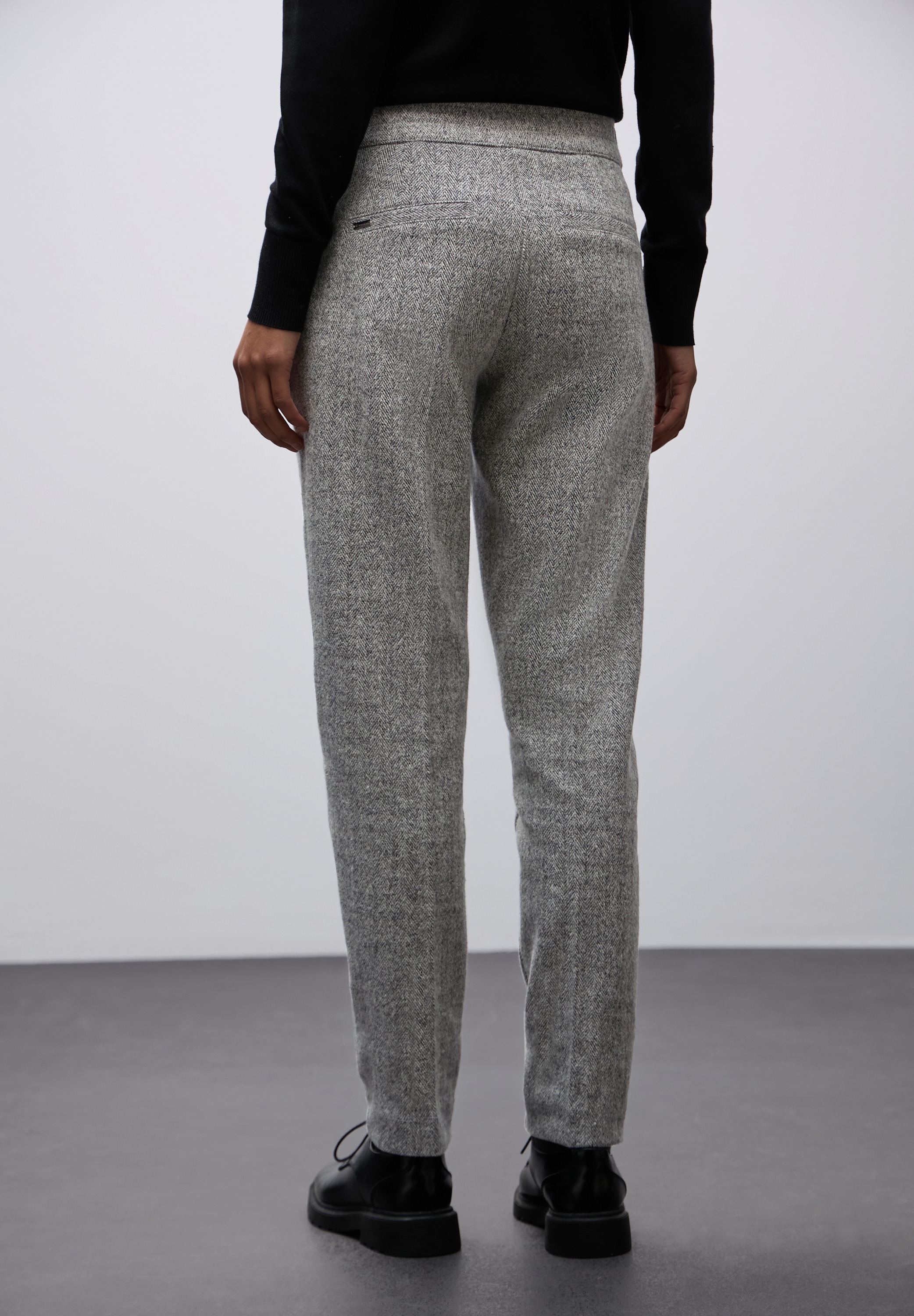 STREET ONE Stoffhose »Style Bonny«  mit elastischem Bund