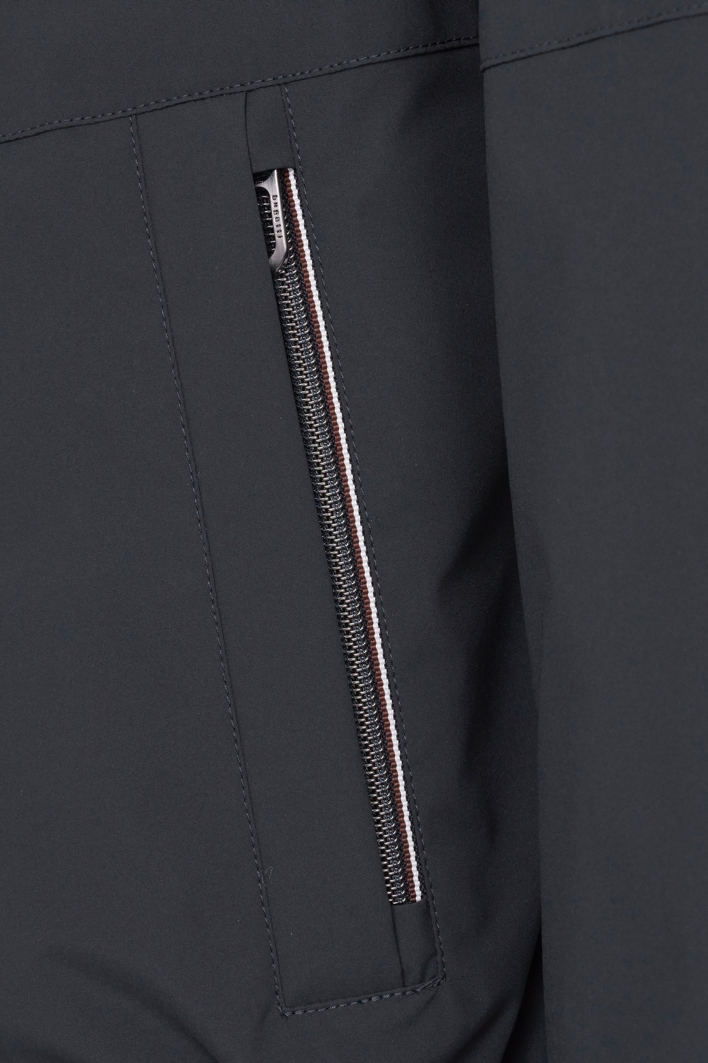 bugatti Blouson mit Kapuze mit Flexcity-Ausstattung