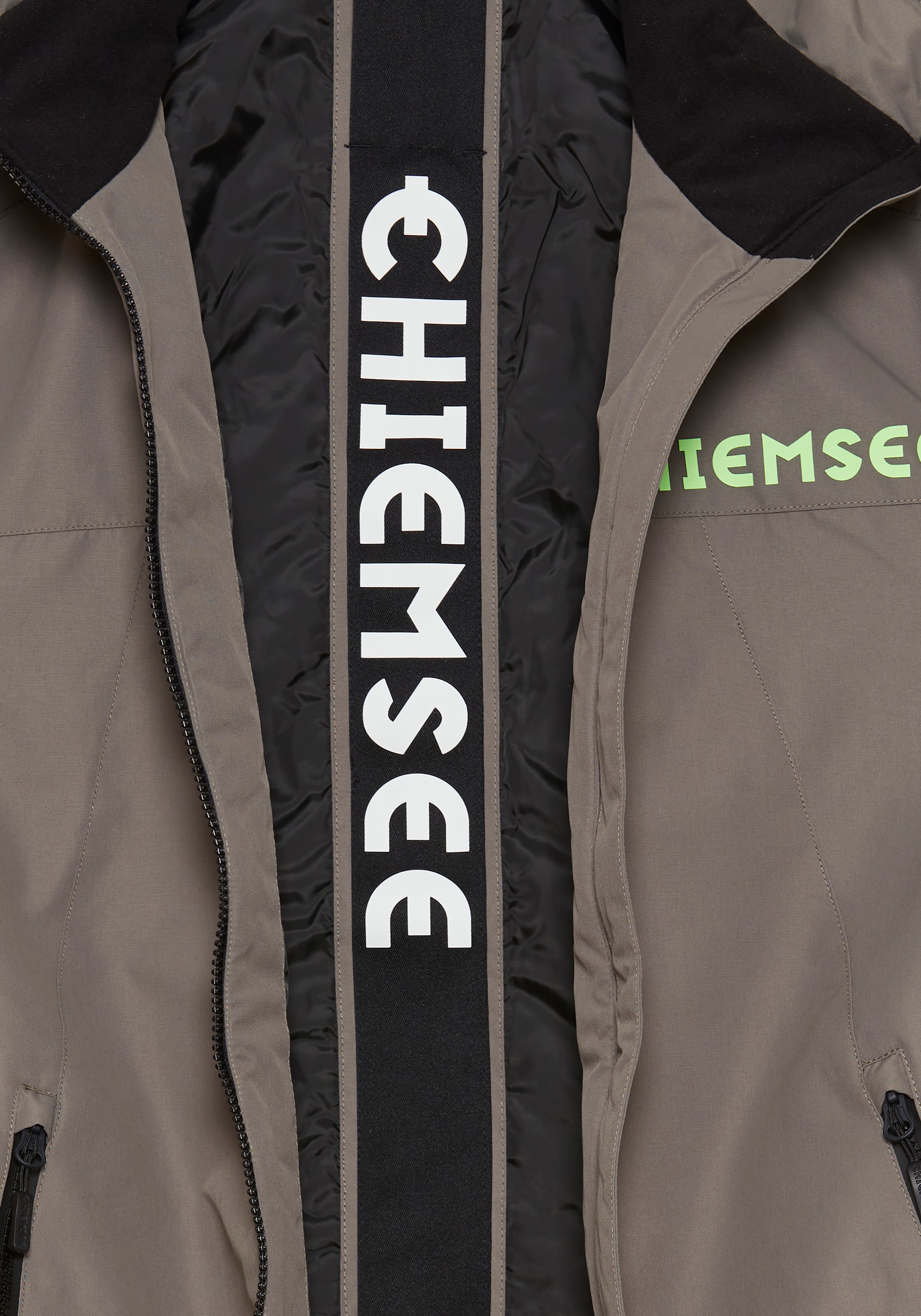 Chiemsee Outdoorjacke »DUSTY OLIVE«