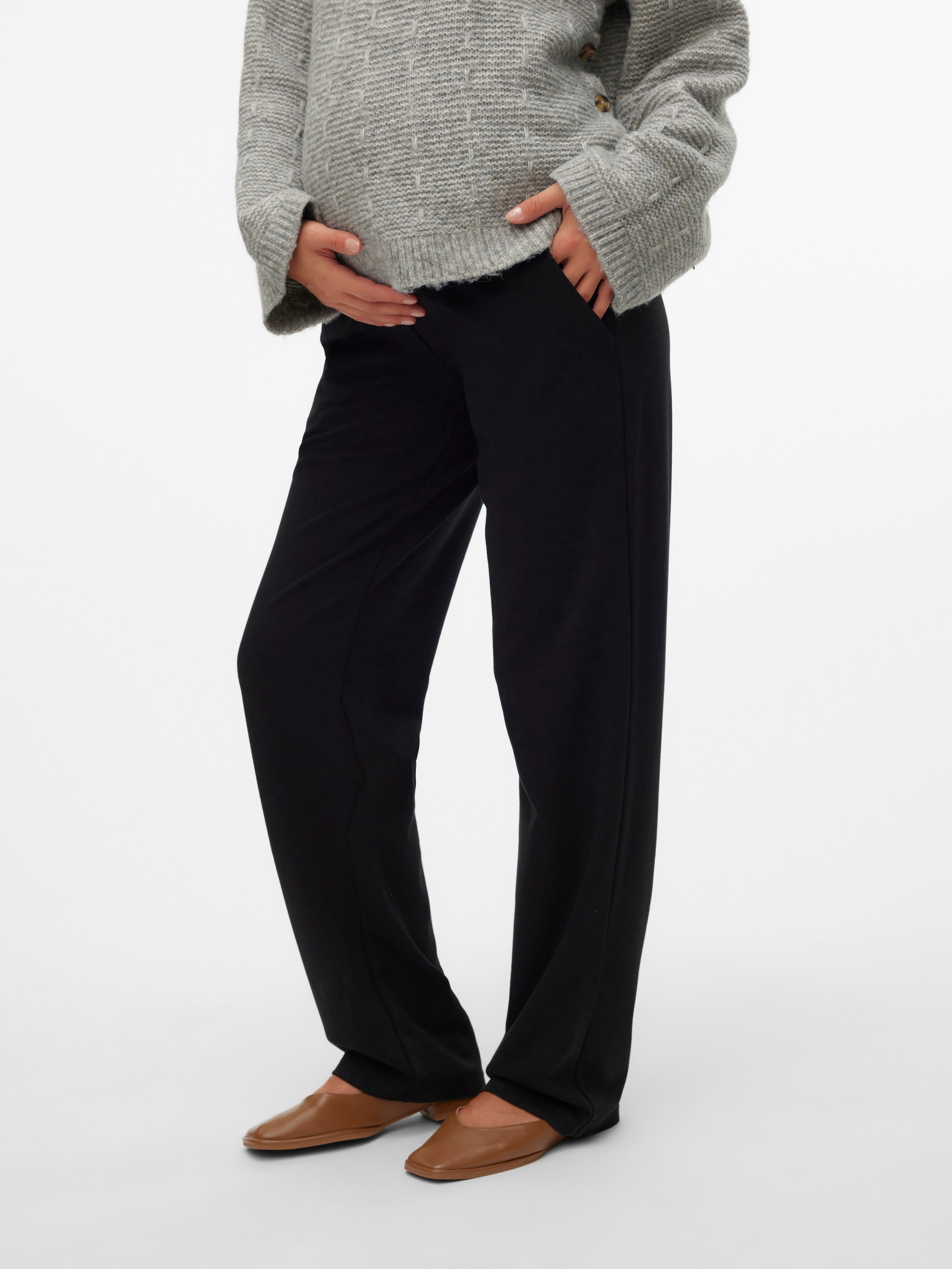 Image of Mamalicious Umstandshose "MLLIF STRAIGHT JRS PANT NOOS" aus Jersey, in elastischer Qualität, ohne Verschluss, mit Gummizug
