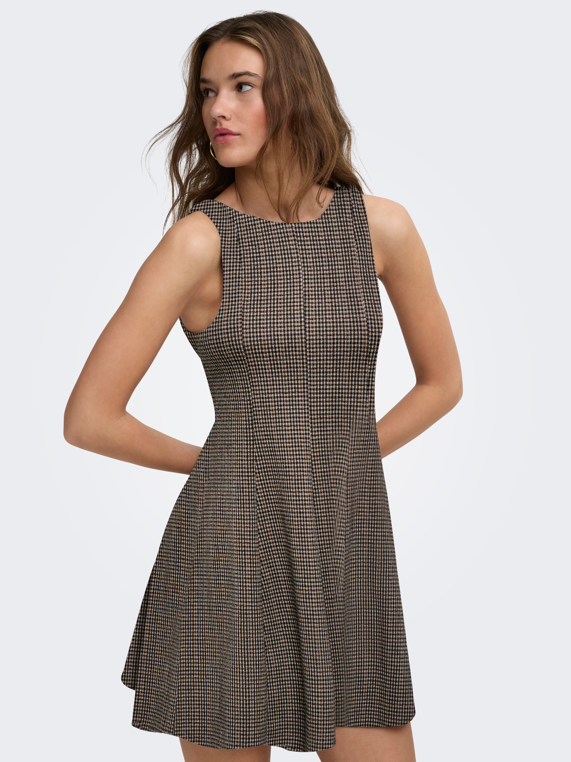 ONLY Mini-robe »ONLAZURA S/L WAIST DRESS JRS« mélange de matériaux, coupe régulière