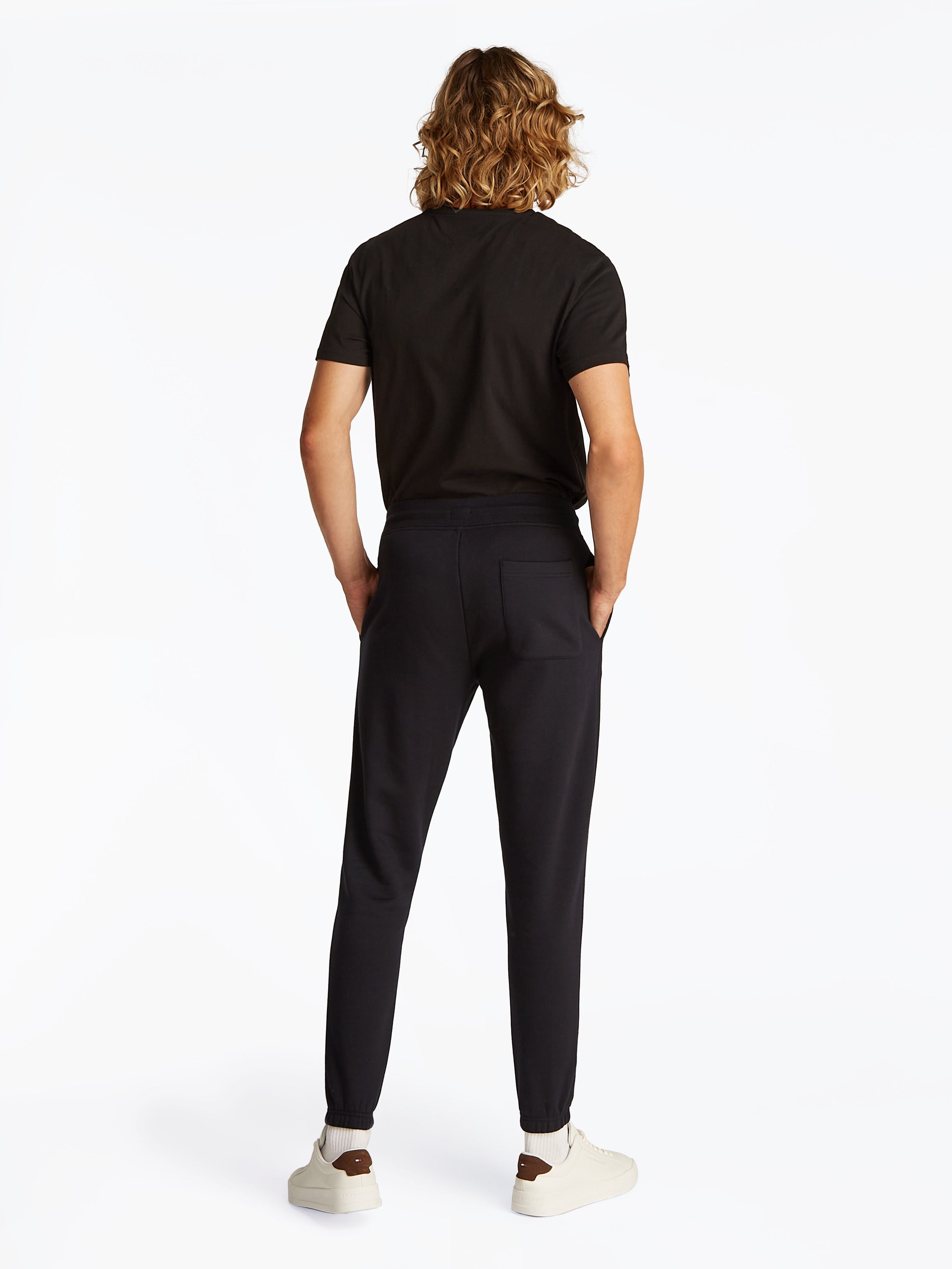 Tommy Jeans Sweathose »TJM SLIM S FLAG SWEATPANT«, Mit Kordelzug