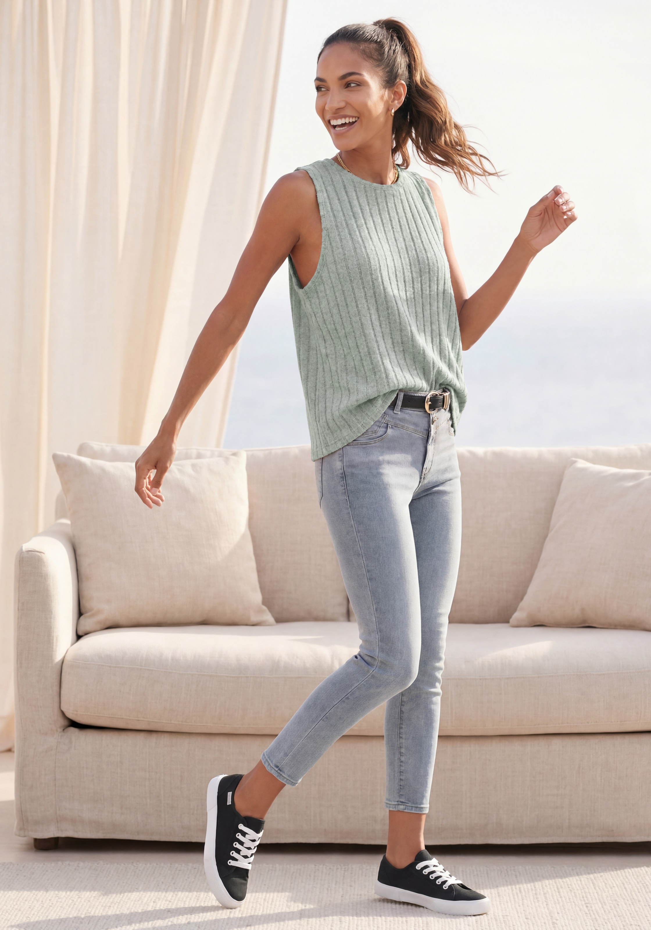 Vivance Débardeur »aus kuscheliger Rippware mit flauschigem Griff« kuscheliges Tanktop, weiches Ripptop aus softer Jerseyware, Homewear