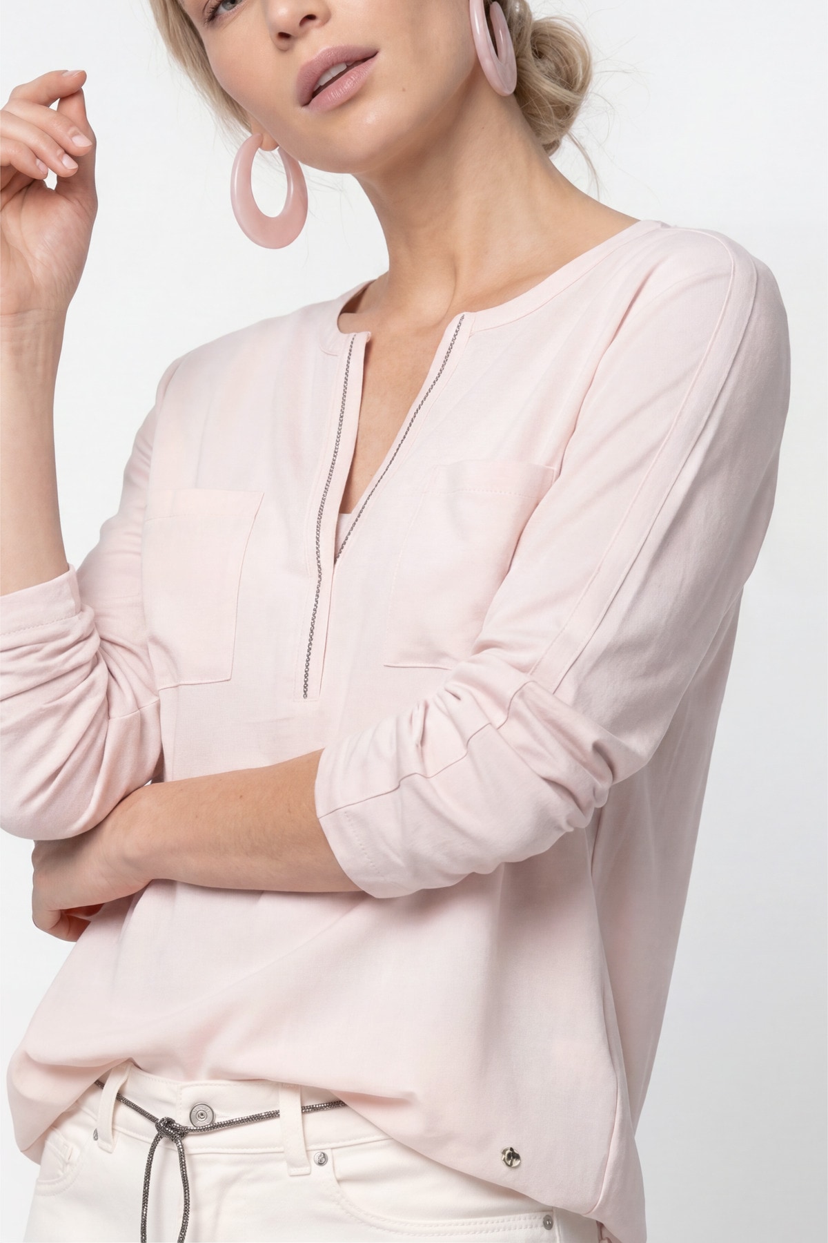Monari Blouse à enfiler »Schluse Basic Schmuck« coupe régulière avec col en V