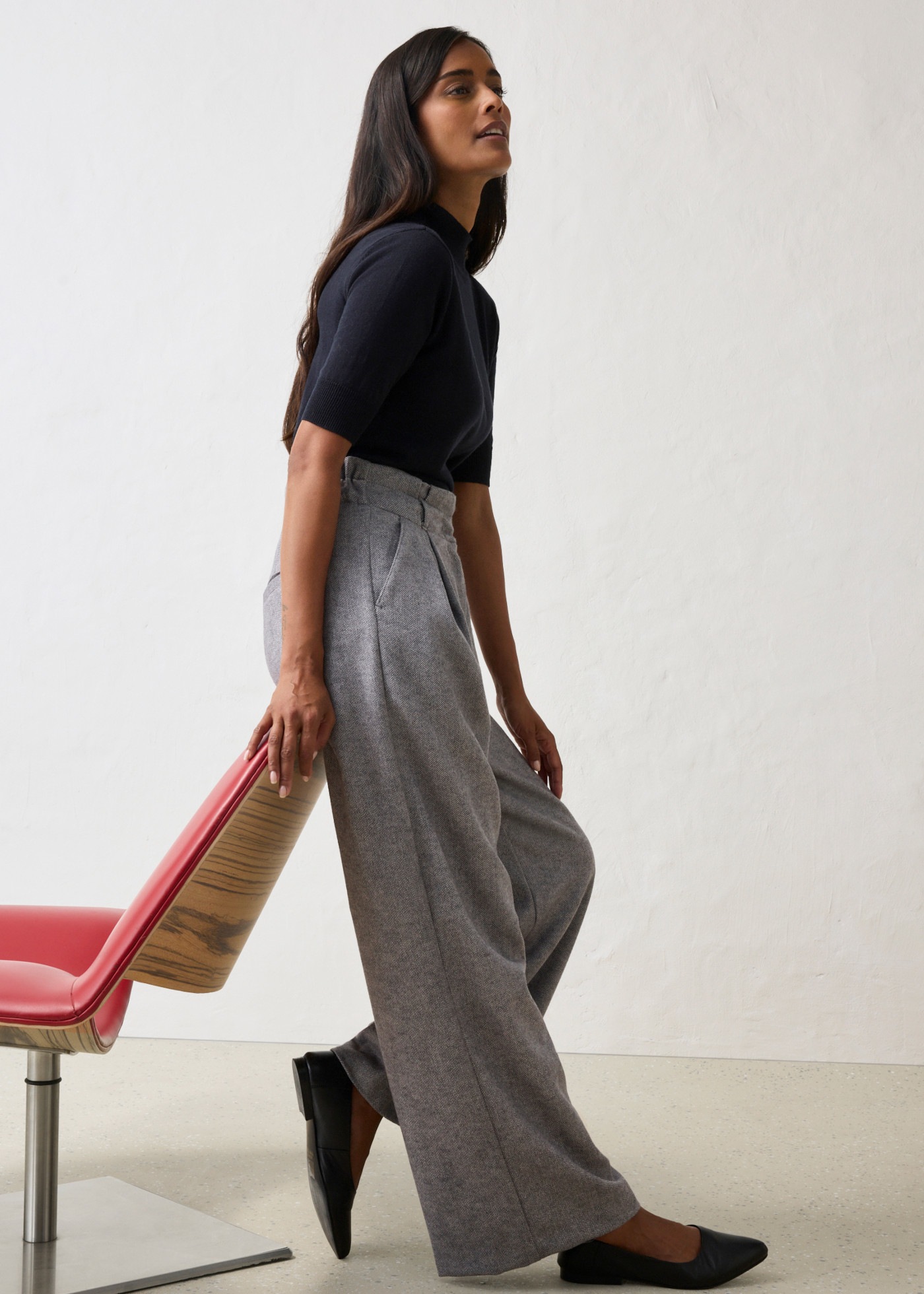 bonprix Pantalon à pinces  avec une teneur en laine, coupe douce et large, coupe ample, style élégant