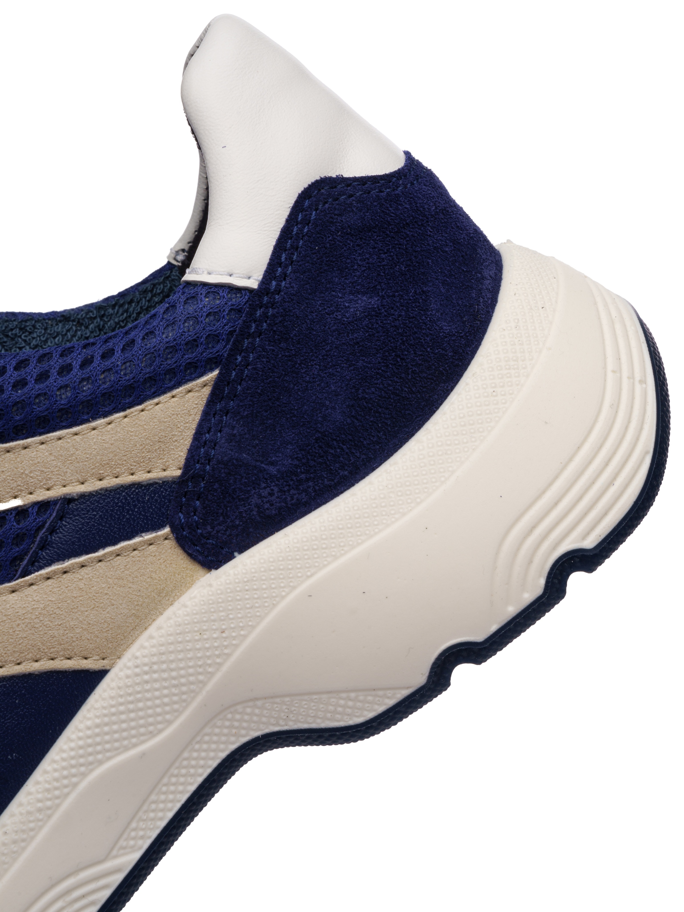 Ara Baskets compensées »BOSTON«  , chaussure de loisir, chaussure basse, à lacets avec logo embossé, largeur H