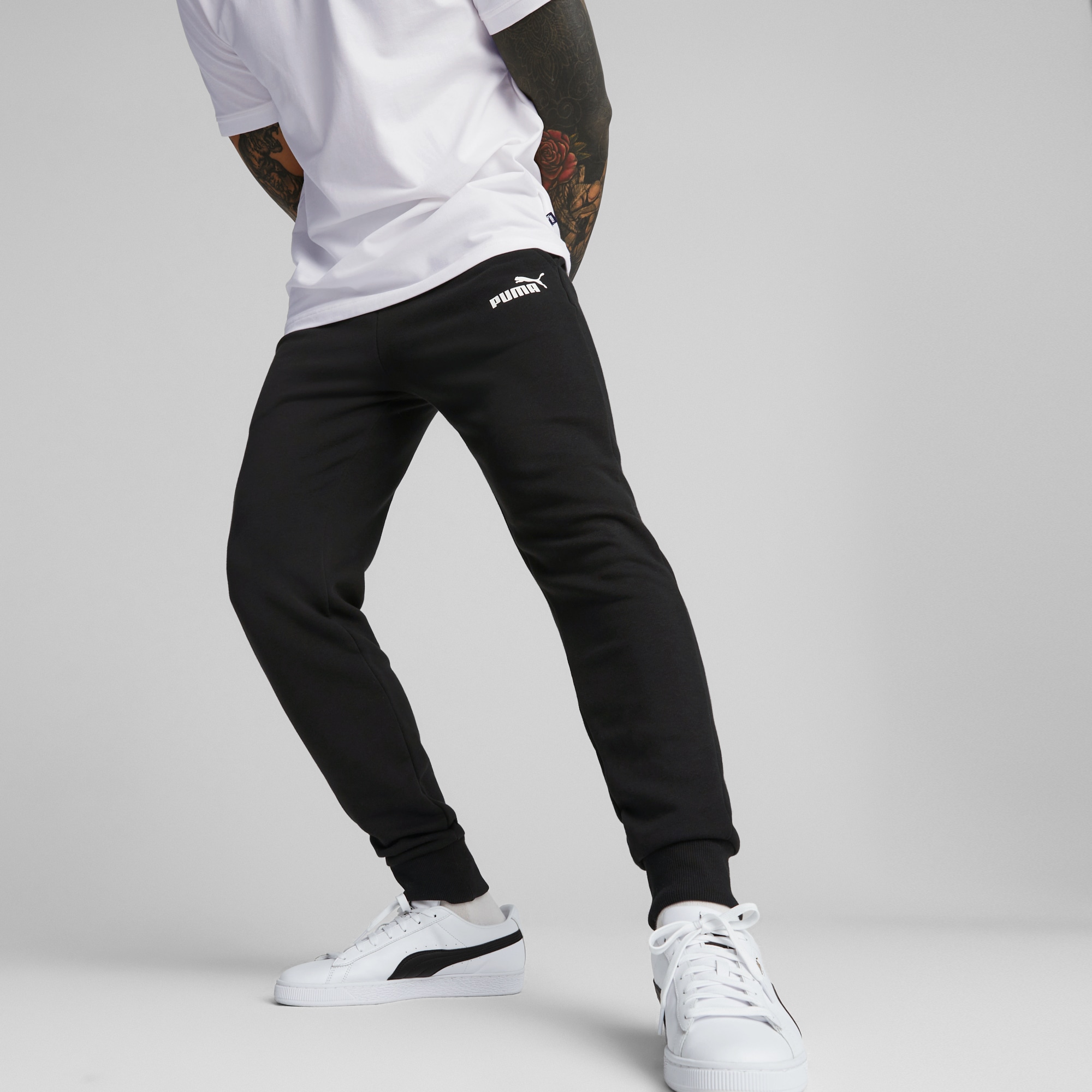Image of PUMA Jogginghose "ESS LOGO PANTS TR CL" für vielseitige Aktivitäten, aus French Terry, mit Eingrifftaschen