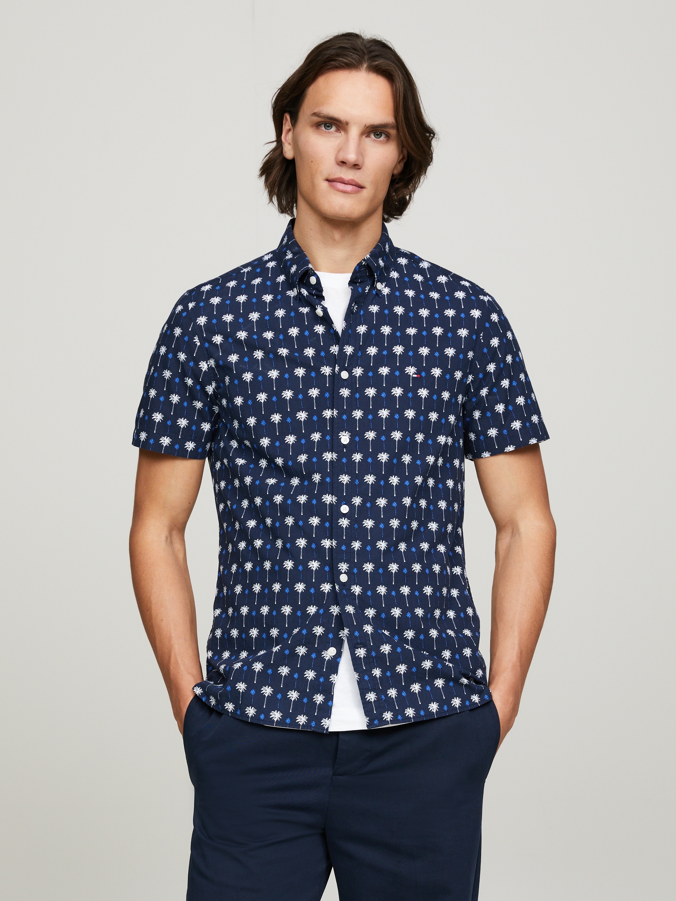 Kurzarmhemd »MINI PALM PRINT SF SHIRT«, mit zweifarbigen Print