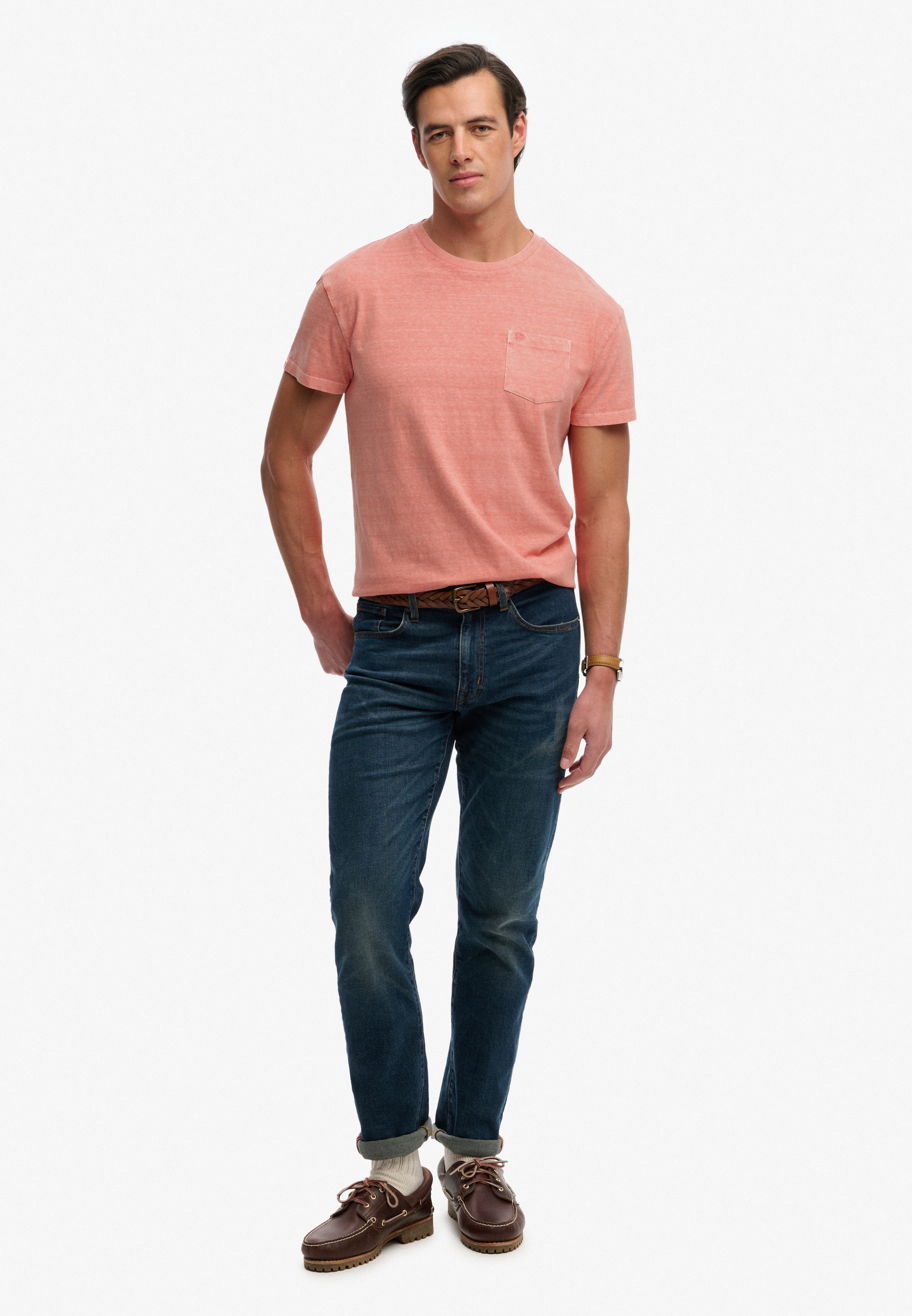 Superdry Rundhalsshirt »COTTON CLASSIC LINEN PKT TEE« Baumwollmischung, relaxed fit aus luftig leichtem Baumwoll-Leinen-Mix