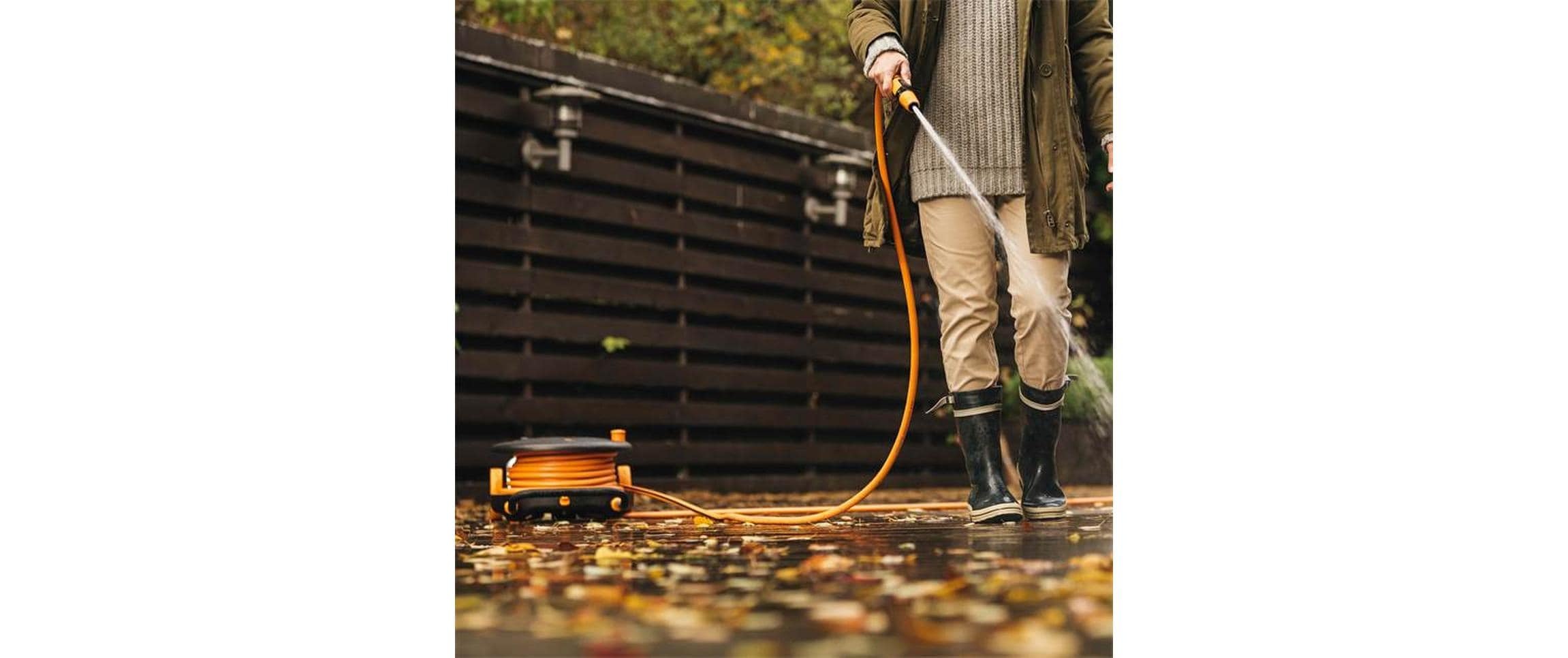 Fiskars Gartenschlauch »Waterwheel L mit 30m Schlauch«