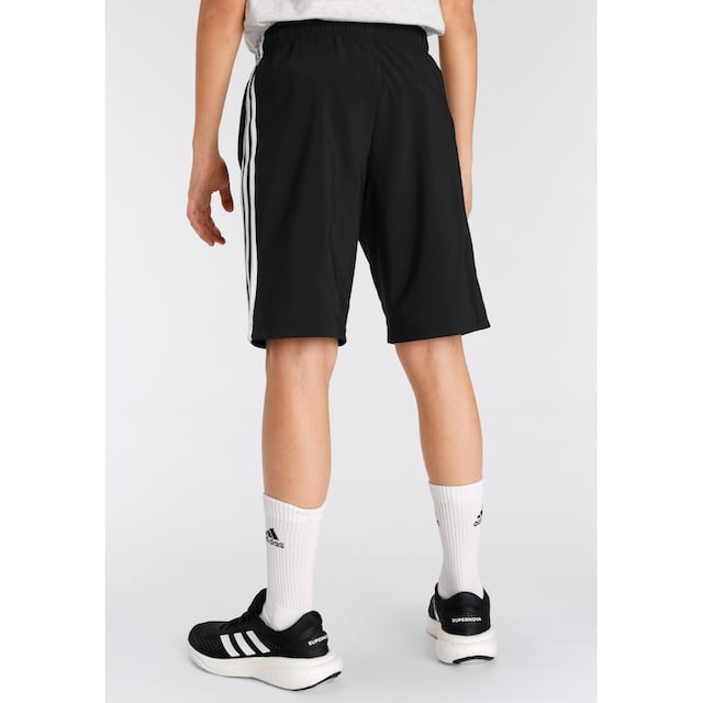 ♕ adidas Sportswear Shorts »ESSENTIALS 3-STREIFEN WOVEN«, (1 tlg.)  versandkostenfrei auf