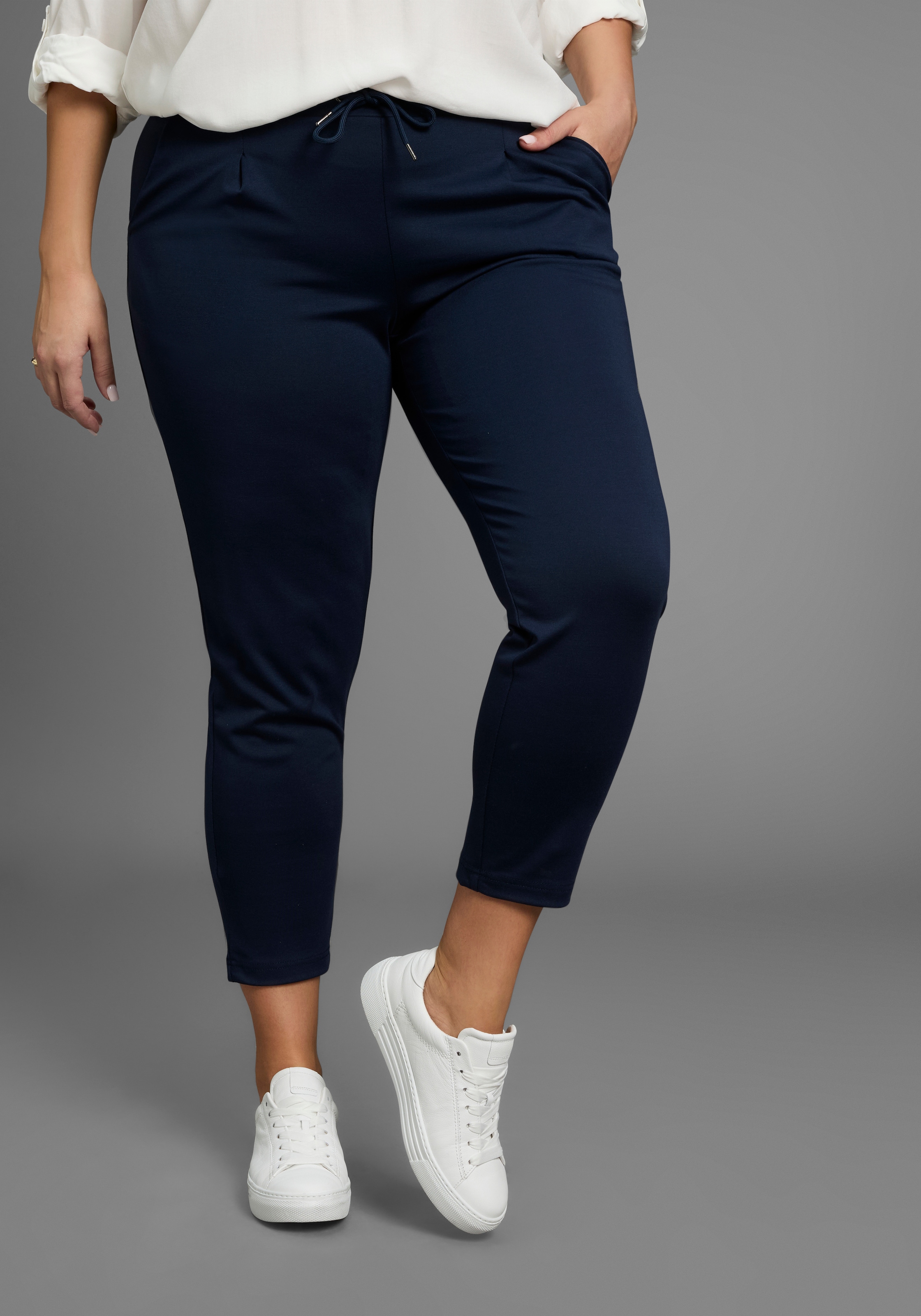 Image of Laura Scott CURVE Jogger Pants "Grosse Grössen" im sportiven Look aus formstabilem, elastischem Stoff