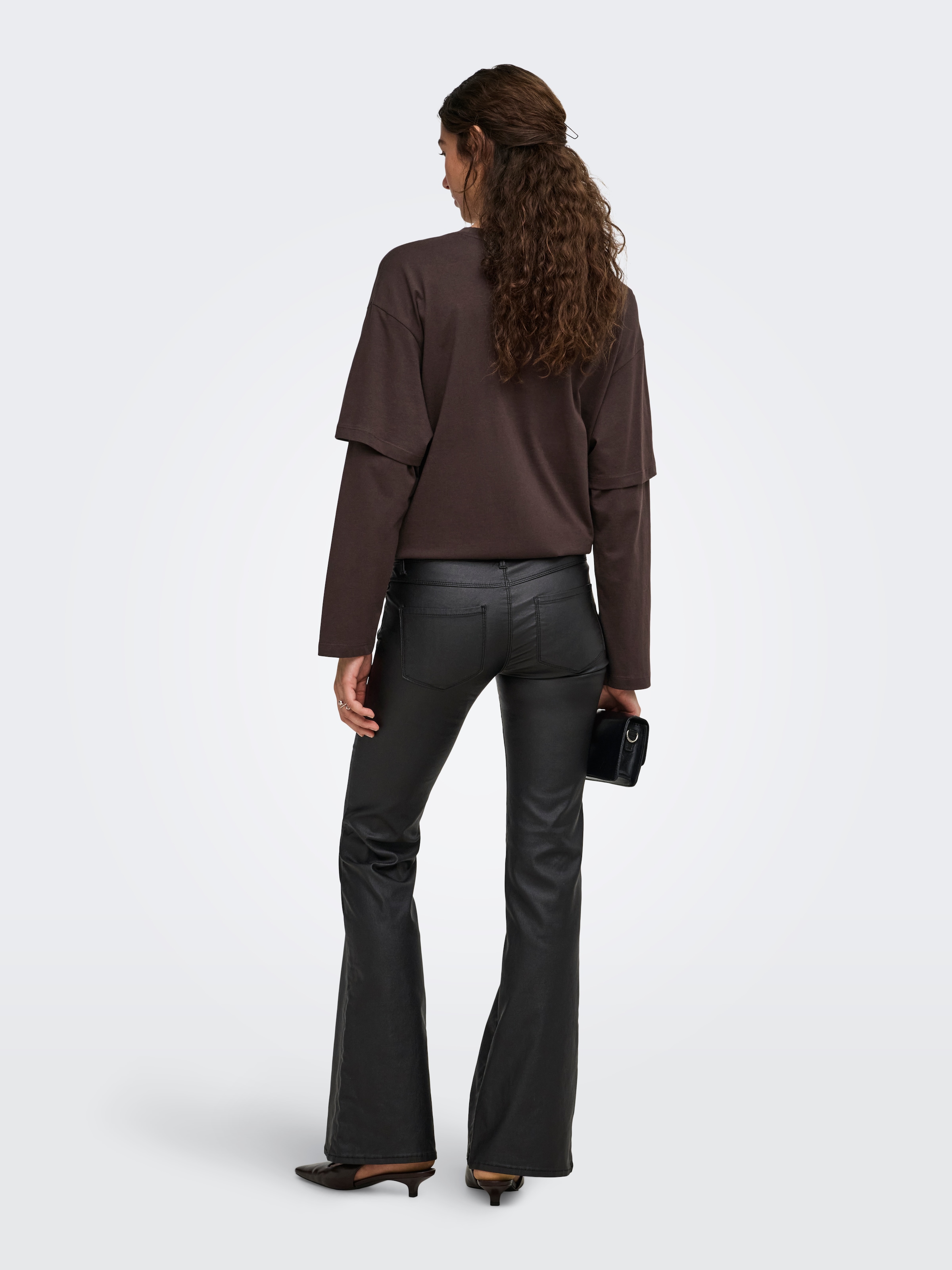 ONLY Jeans bootcut »ONLHELLA LW RETRO FLARED PANT PNT« Viskosemischung, low waist