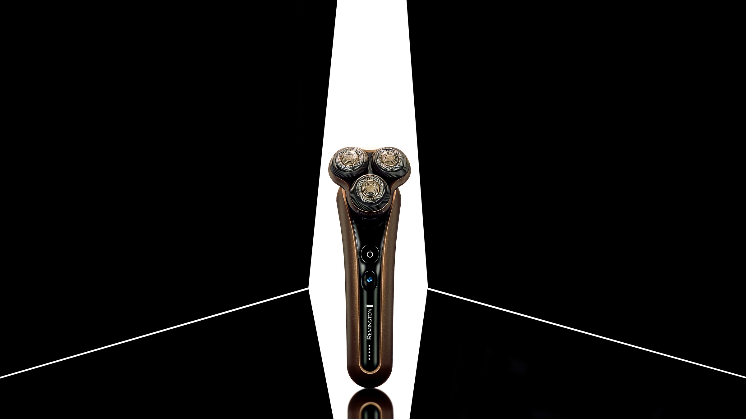 Remington Rasoirs électriques »XR1795« 1 cuis Aufsätze Tondeuse de précision intégrée Nass-& Trockenrasur, 360°PivotBallDrehgelenk, SynXSchneidsystem