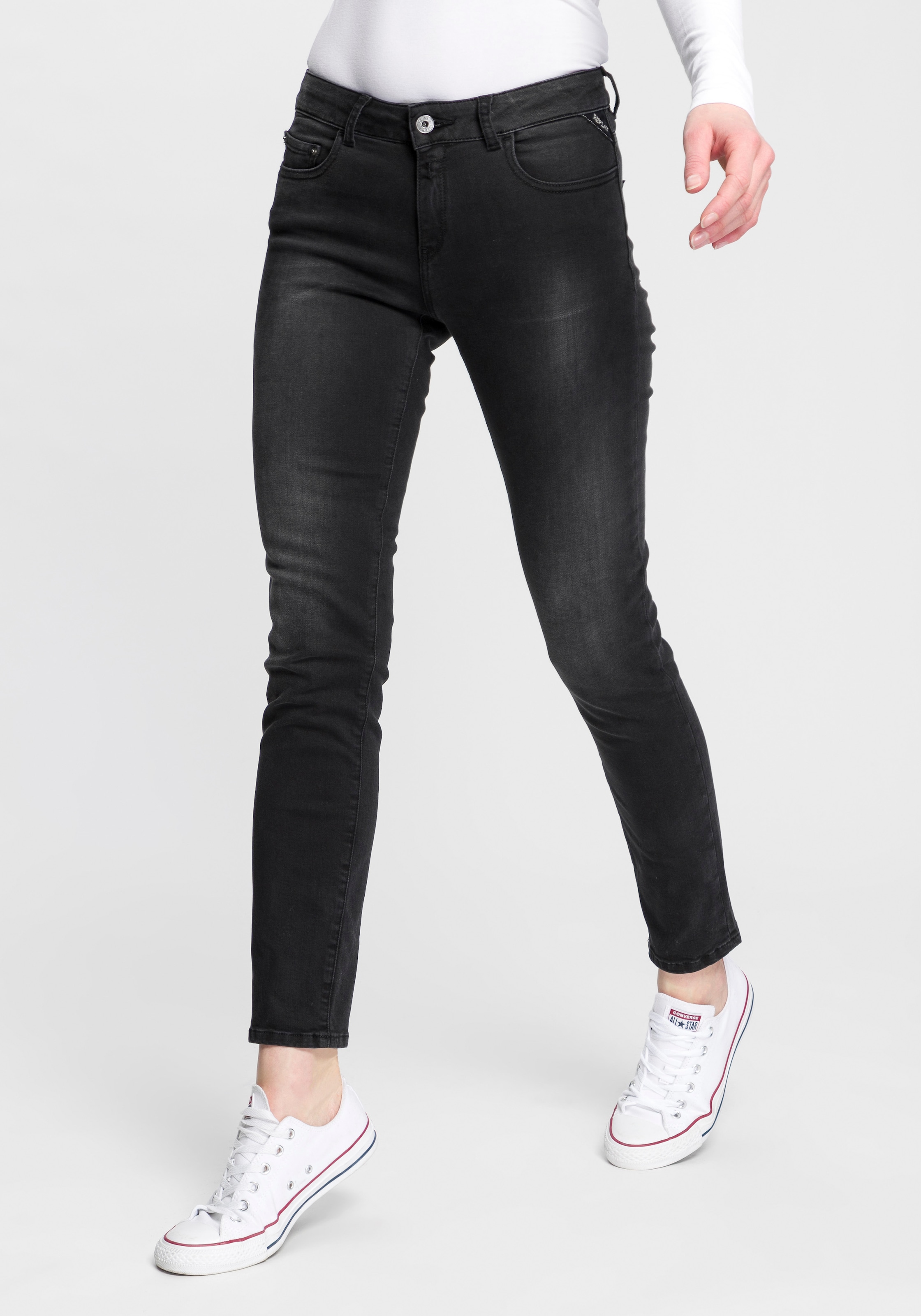 Replay 7/8-Jeans »Faaby«, im Used-Look mit zartem Glitzer-Effekt kaufen
