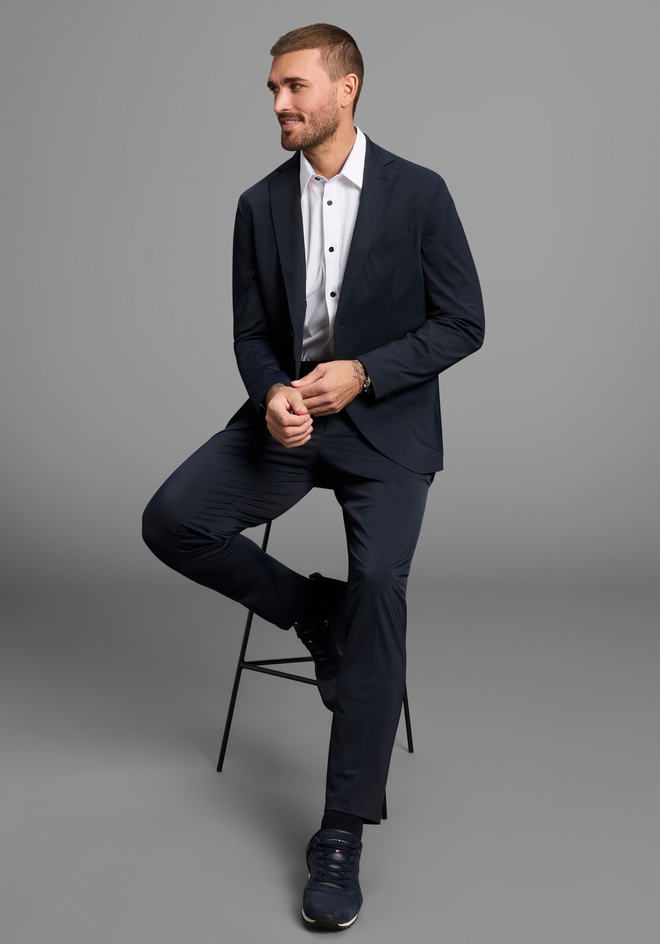 Bruno Banani Langarmhemd »elastische Baumwollqualität« für maximale Bewegungsfreiheit durch Stretch