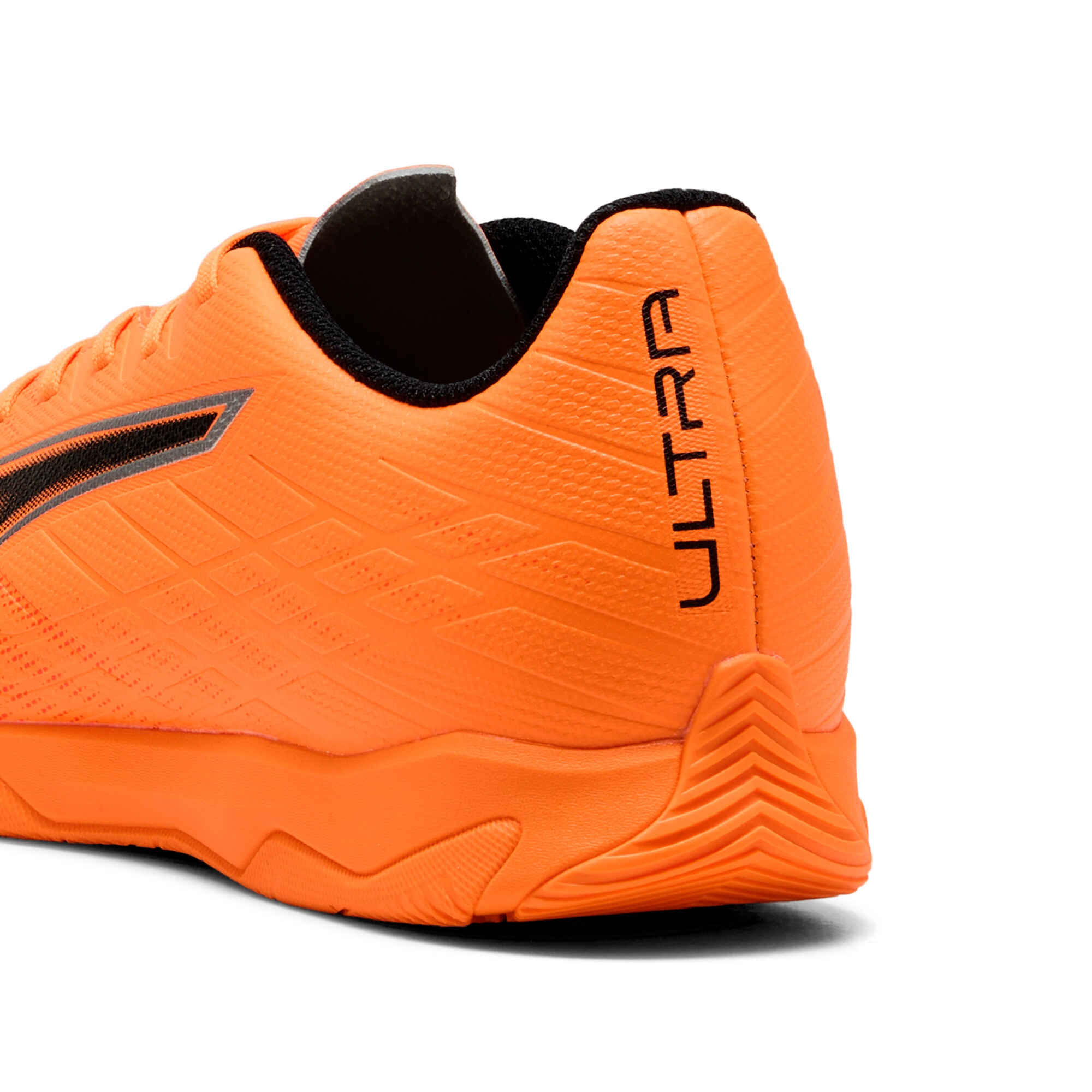 PUMA Chaussure de football »ULTRA 6 PLAY IT«