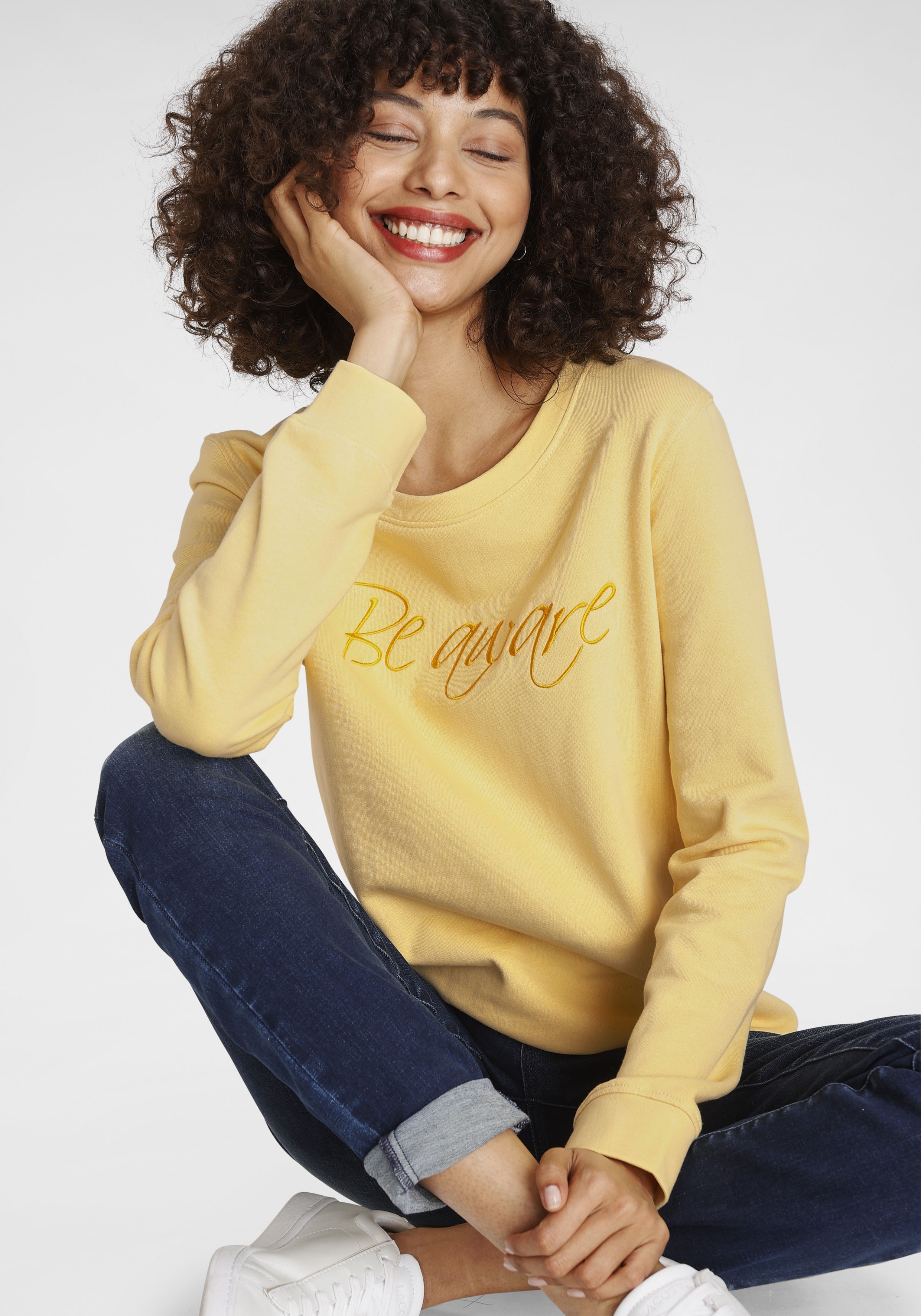 Sweatshirt »mit grosser Stickerei«, GOTS zertifiziert - nachhaltig aus Bio-Baumwolle -...