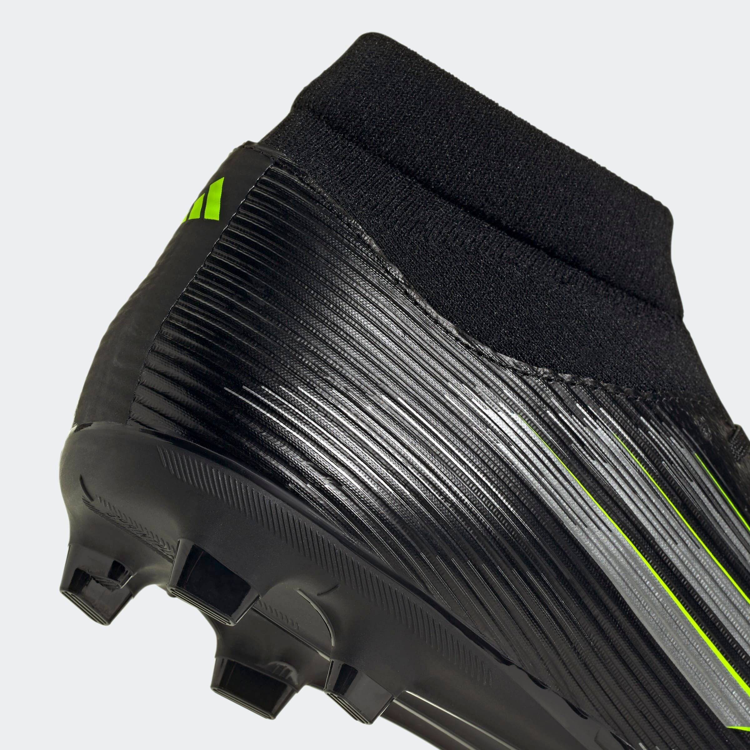 adidas Performance Fussballschuh »F50 LEAGUE MITTELHARTE/HART- UND ASCHENPLÄTZE E«, geeignet für Rasen- und Kunstrasenplätze