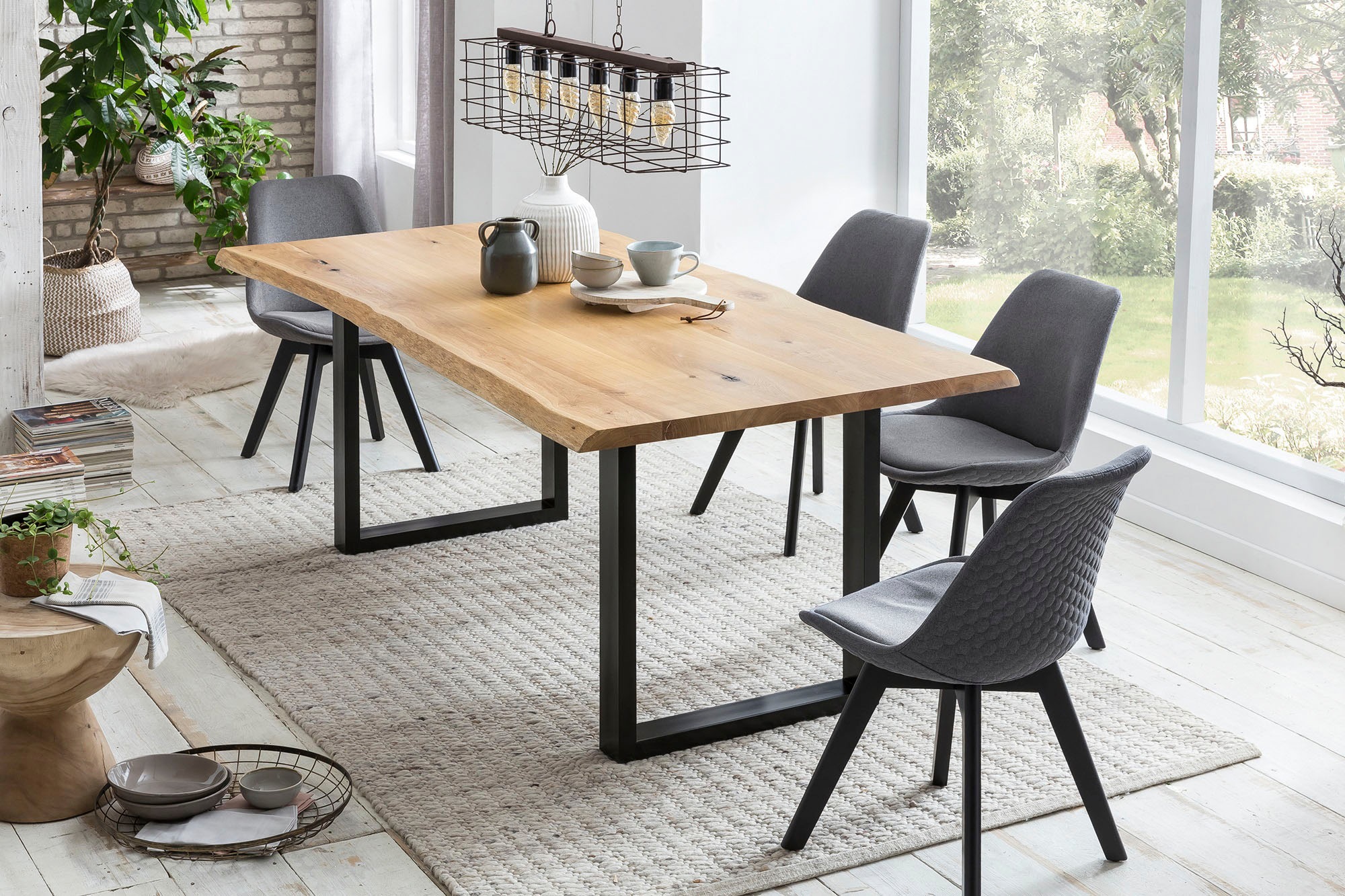 SalesFever Esstisch »Design-Speisetisch für stilvolles Ambiente« UV-lackierte Eichenholz-Tischplatte, 40mm