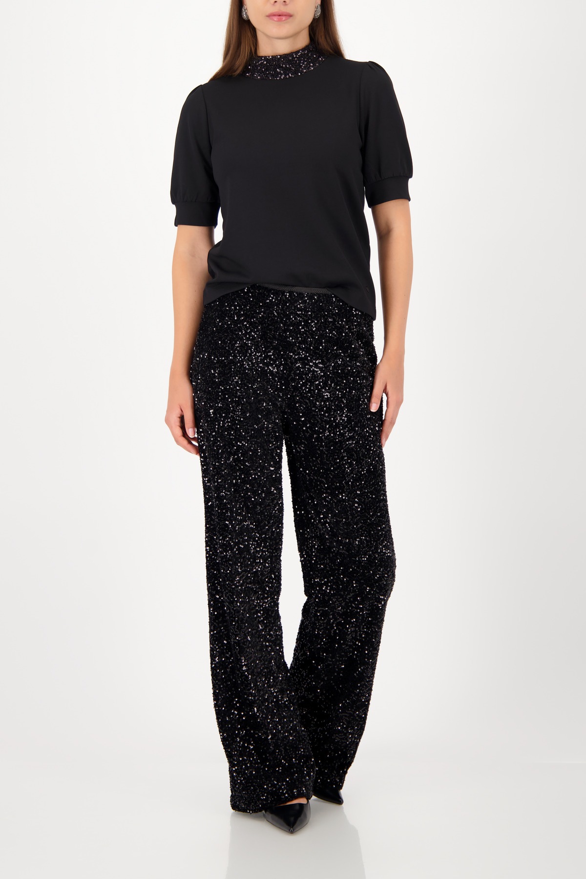 Monari Sweatshirt »Sweatshirt Schmuckkragen«, Regular fit mit Stehkragen
