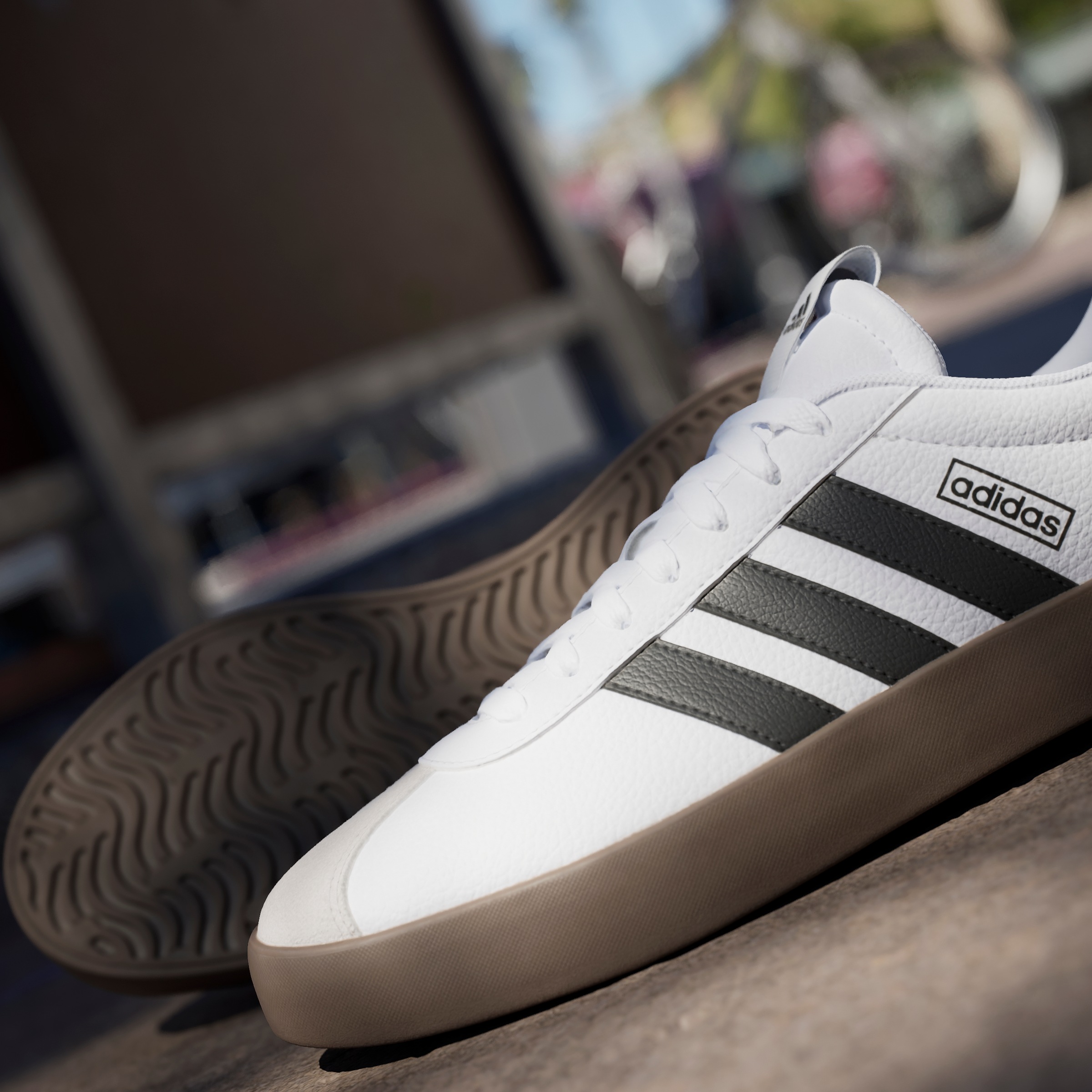 adidas Sportswear Sneaker »VL COURT 3.0«, inspiriert vom Design des adidas samba