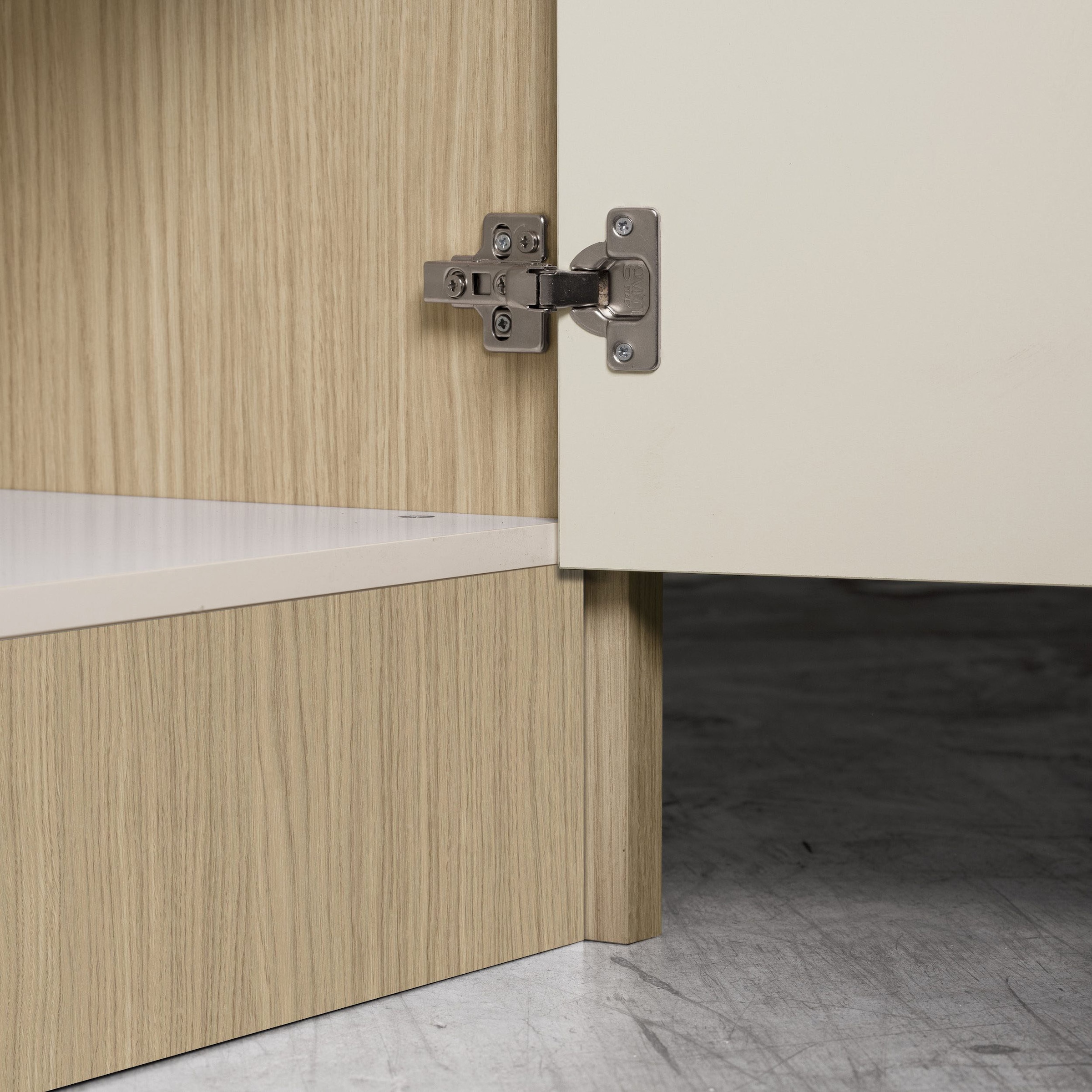 KOCHSTATION Ilot de cuisine »KS-Luna« largeur 225 cm, 4 portes, 8 compartiments intérieurs, 4 places assises, portes amorties