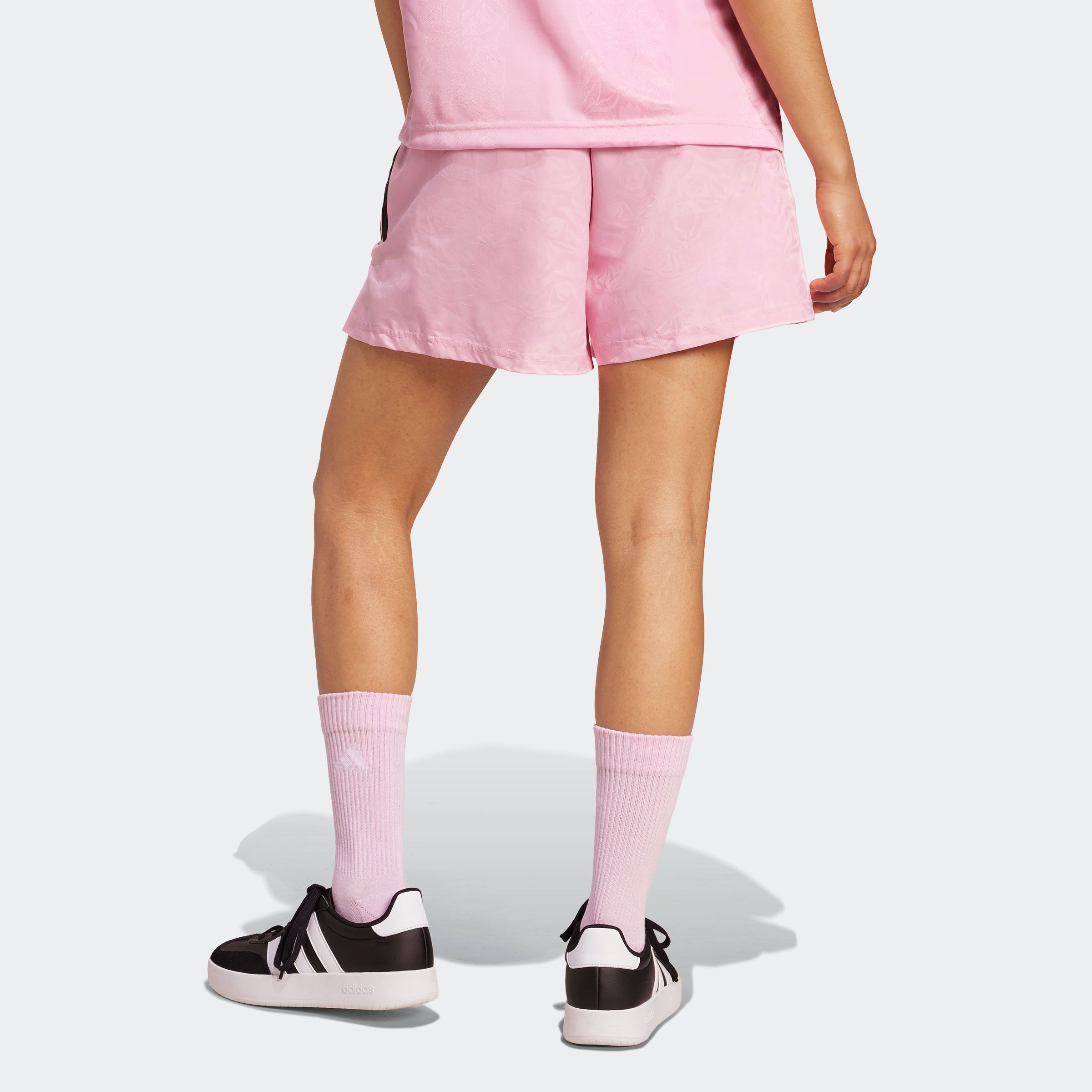 adidas Sportswear Shorts »W TIRO Q3 SH«, (1 tlg.)