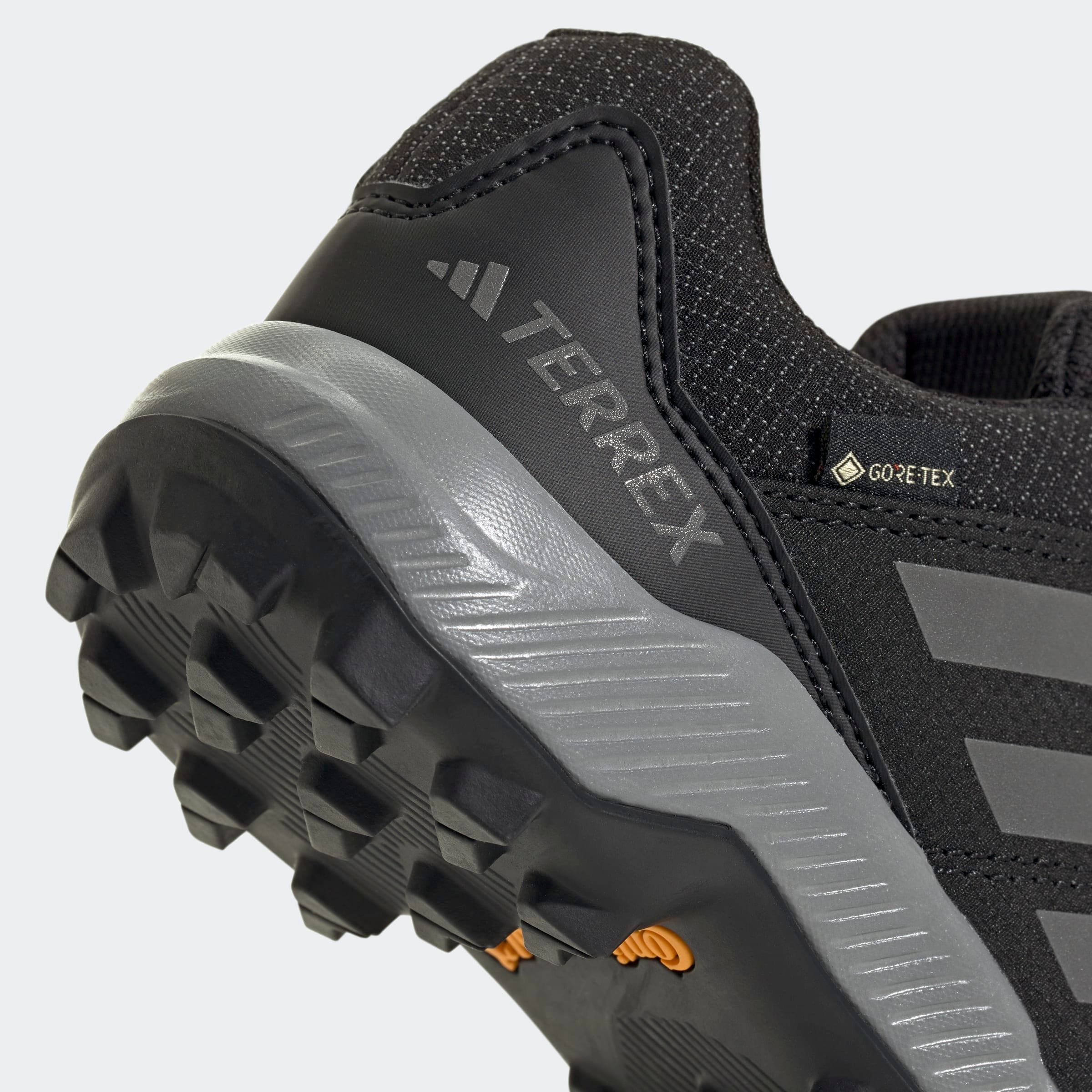 adidas TERREX Wanderschuh »TERREX GORE-TEX«, wasserdicht