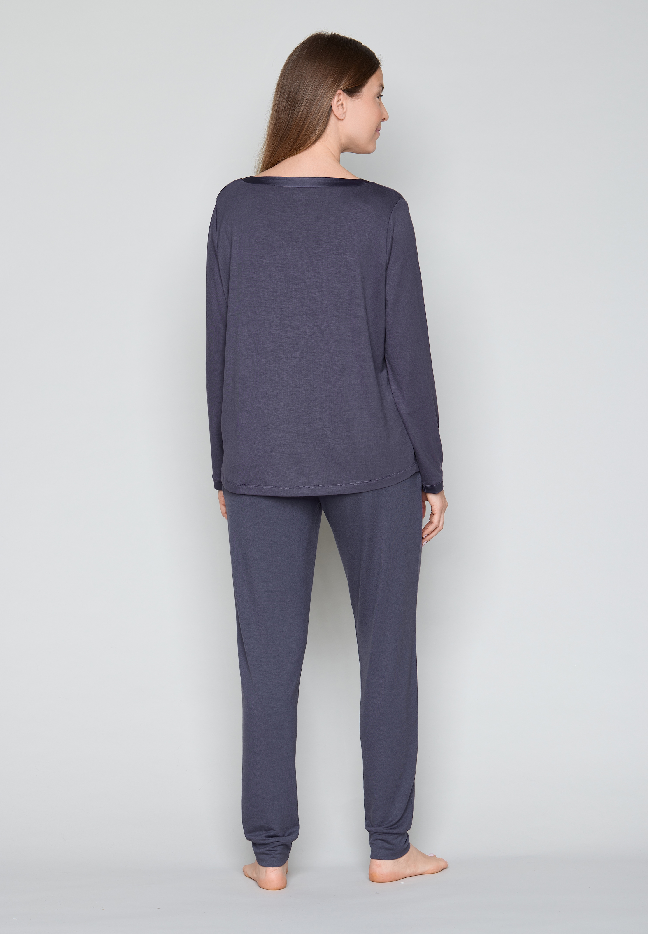 JOOP! Pyjamaoberteil bequeme Passform, mit Langarm, kragenlos, für Homewear und Sleepwear