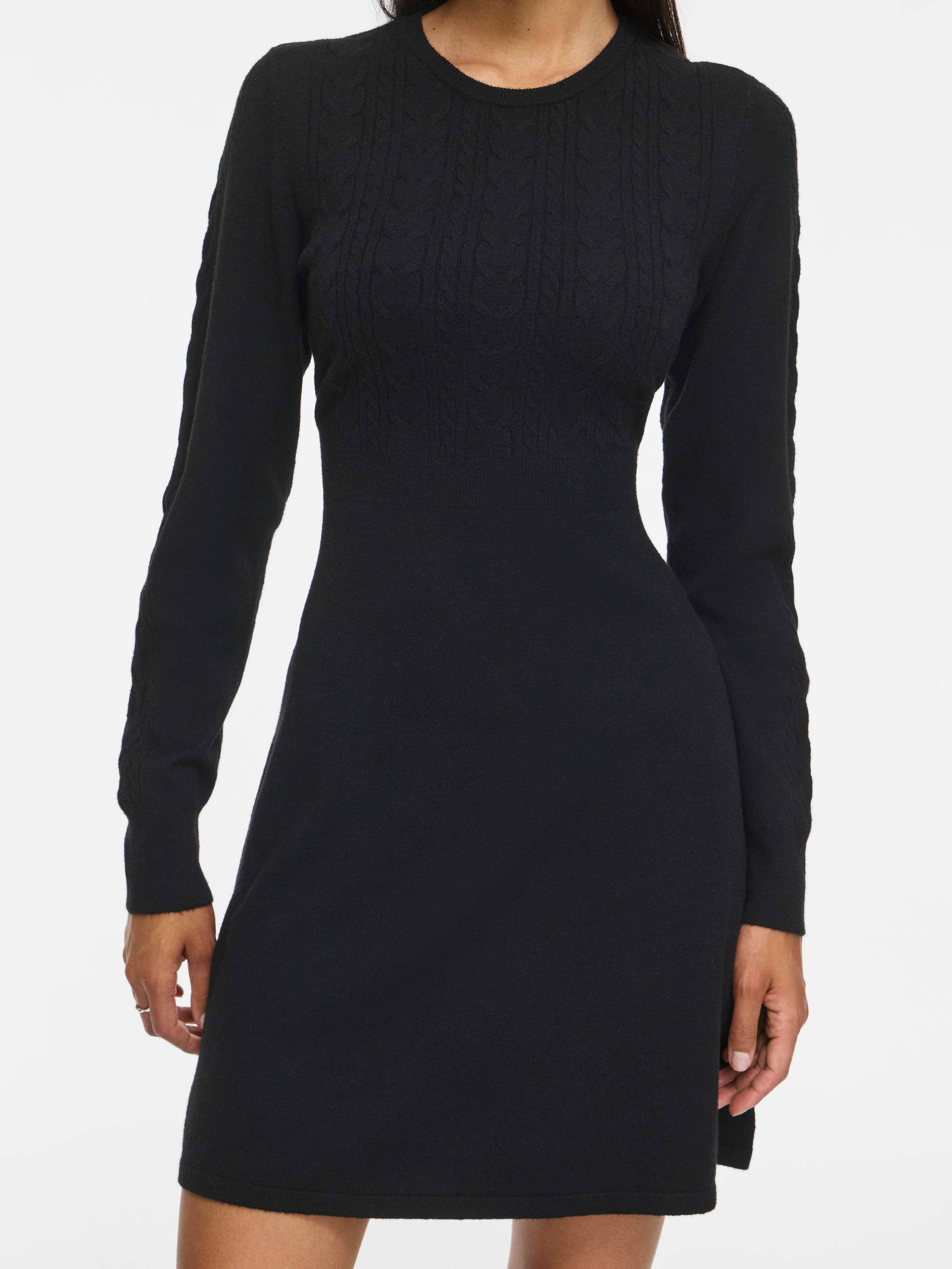 Vila Strickkleid »VIKERRY O-NECK KNIT DRESS - NOOS« Materialmix, regular fit