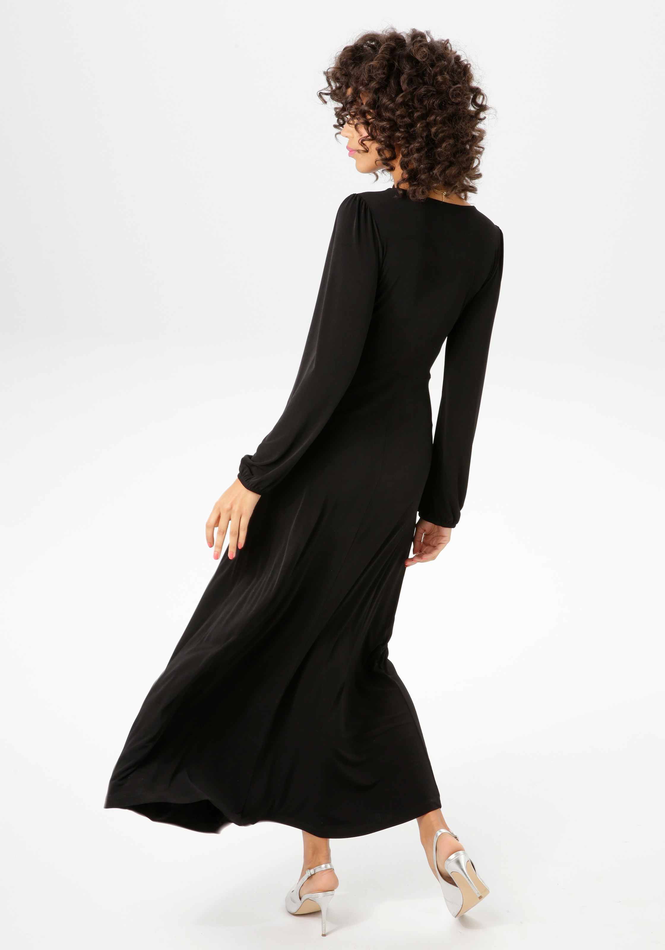 Aniston CASUAL Maxikleid, mit raffiniertem Knoten am Dekolleté