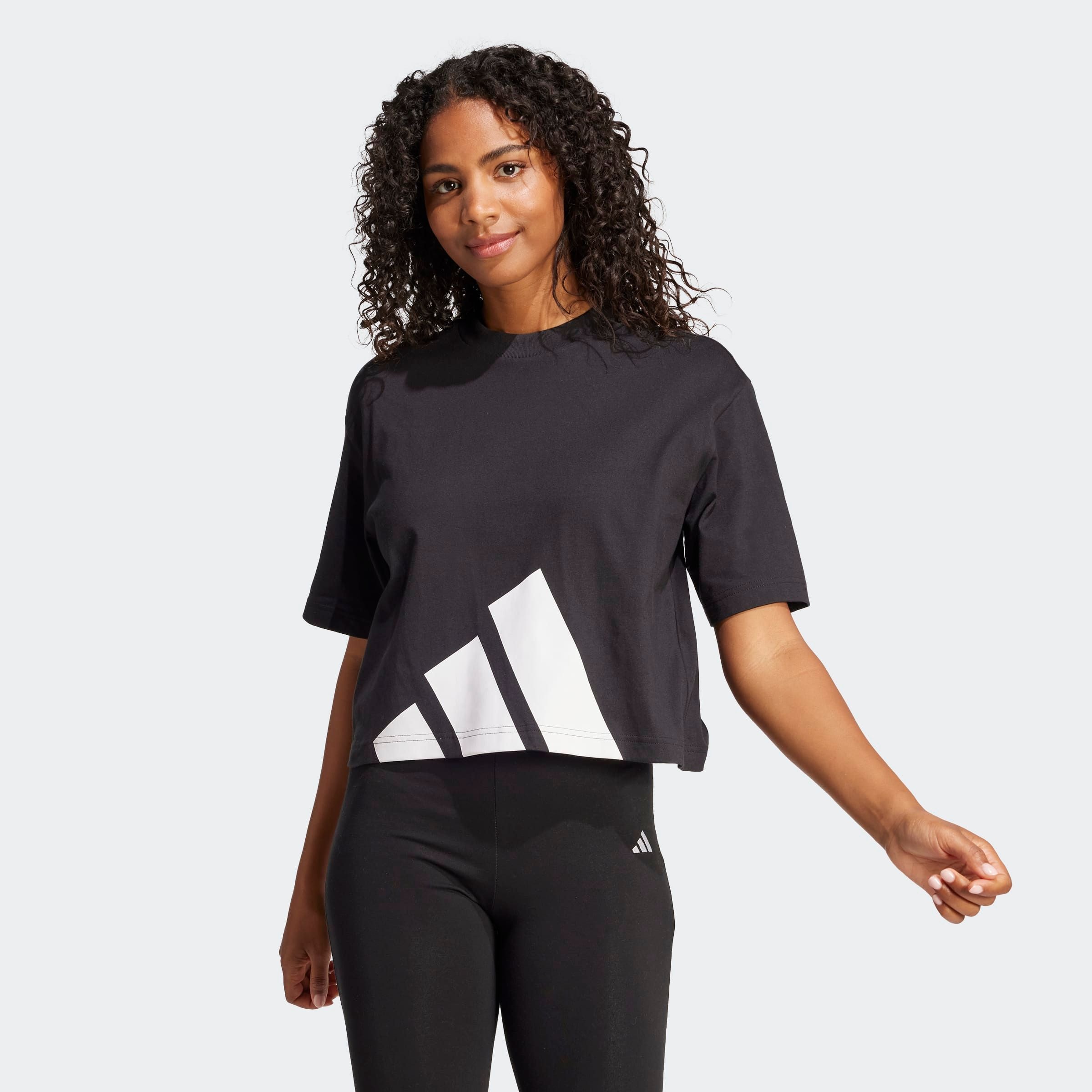 Image of adidas Sportswear T-Shirt "ESSENTIALS BIG LOGO BOYFRIEND"