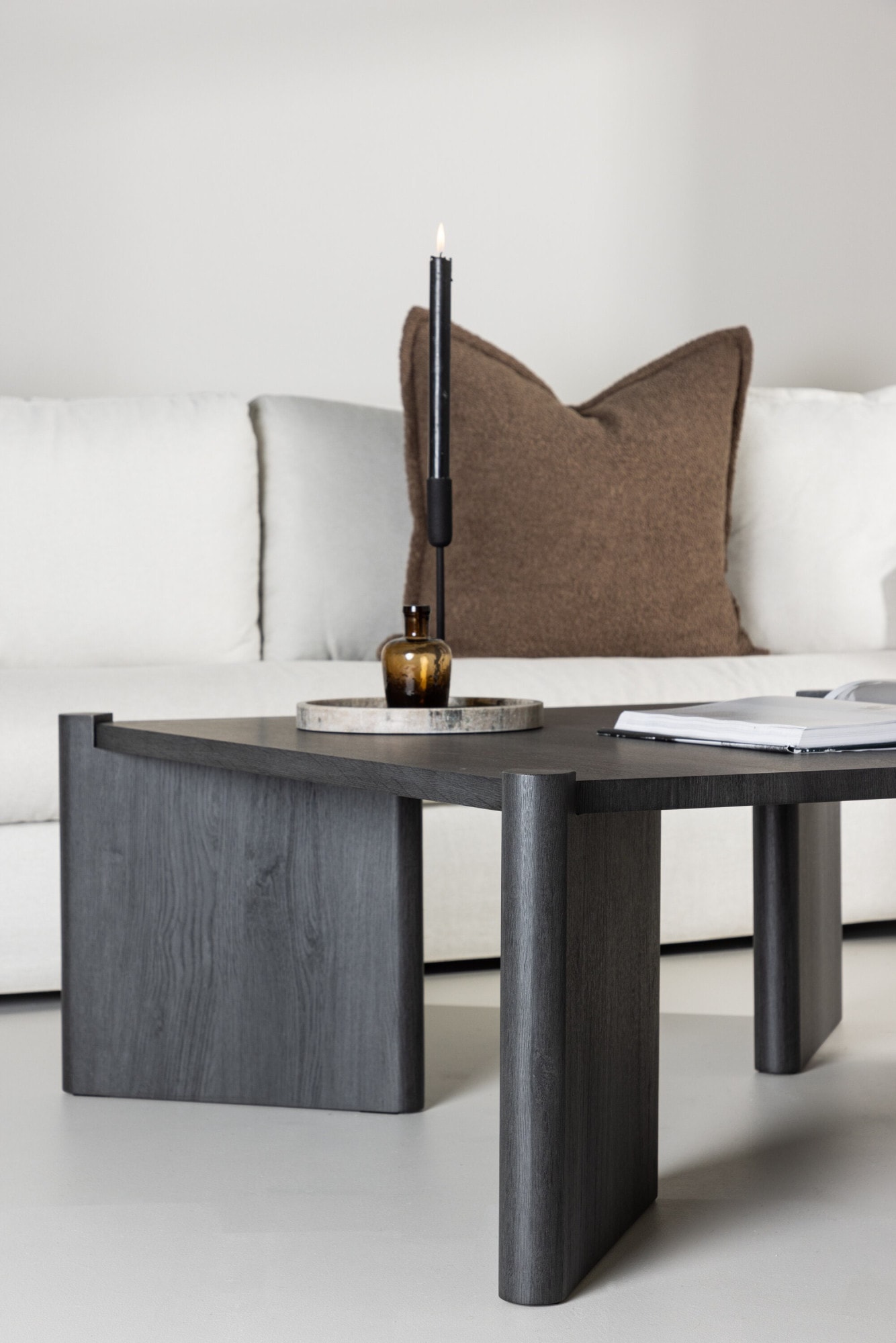 Venture Home Couchtisch »Rogaland, quadratischer Couchtisch, modern & elegant, 100 × 100 cm« Sofatisch, MDF, quadratisch, niedrig, geräumig, raffiniert