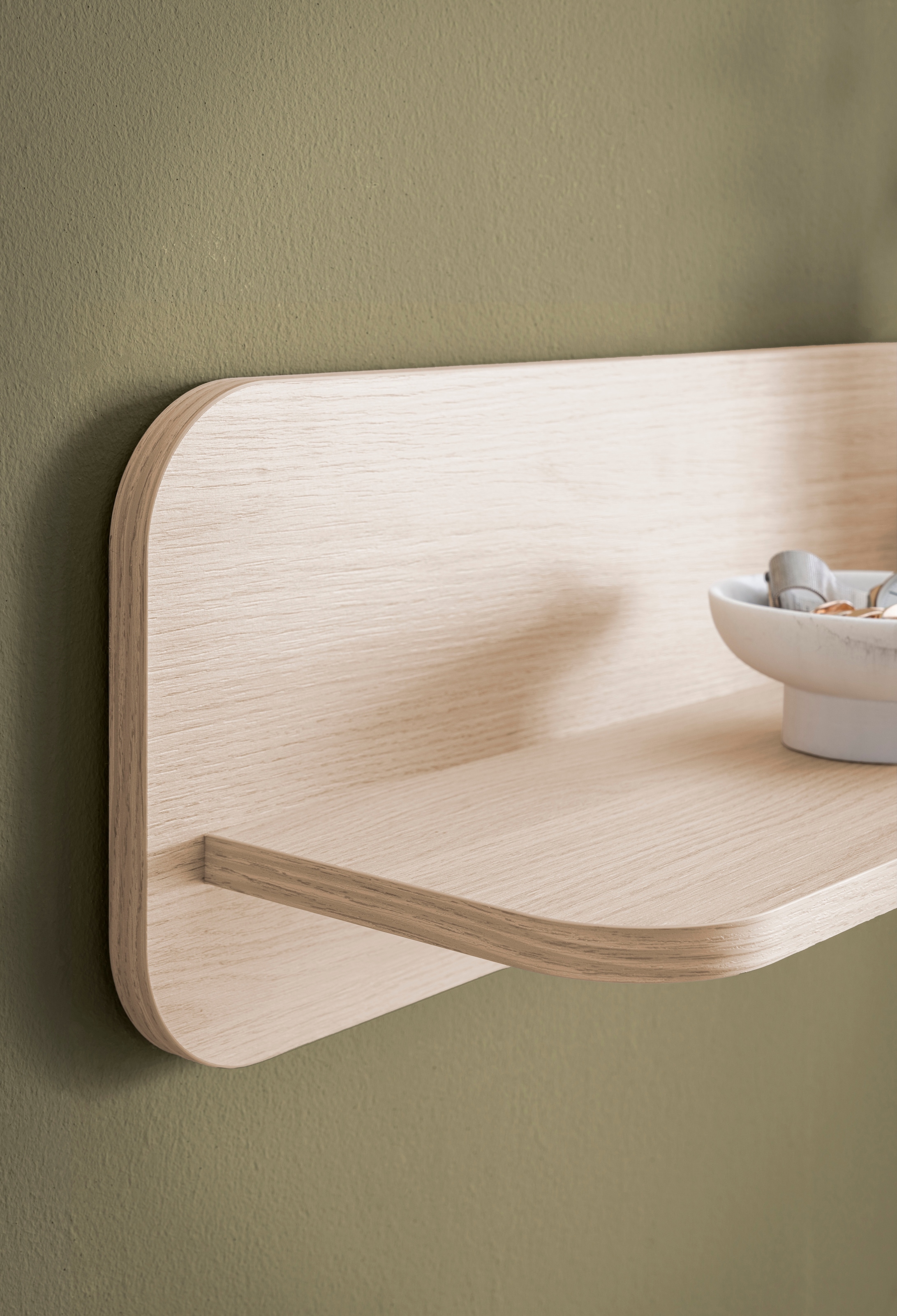 Home affaire Wandregal »Torsby, modernes Wandboard Wandhalter mit Ablagefläche, 90 cm breit« vielseitig einsetzbares Hängeregal, abgerundete Ecken